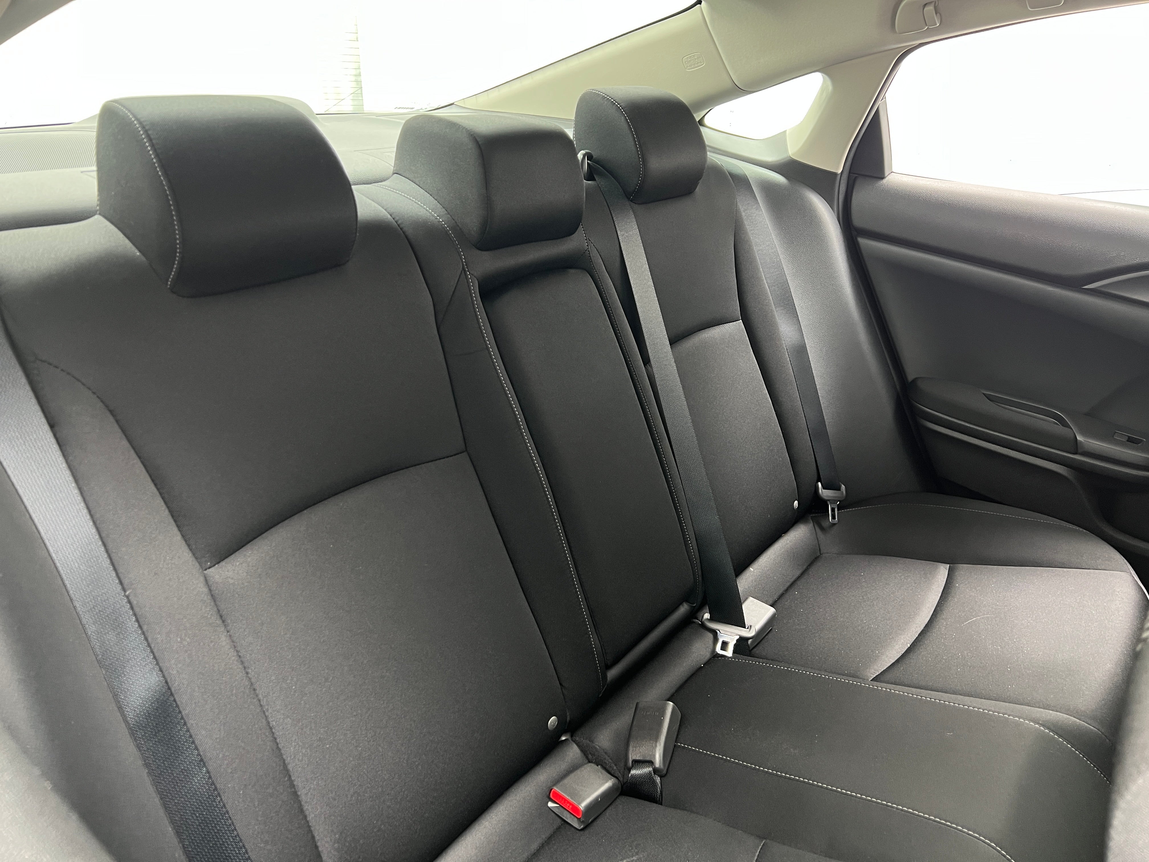 Thumbnail: 2016 Honda Civic - 6