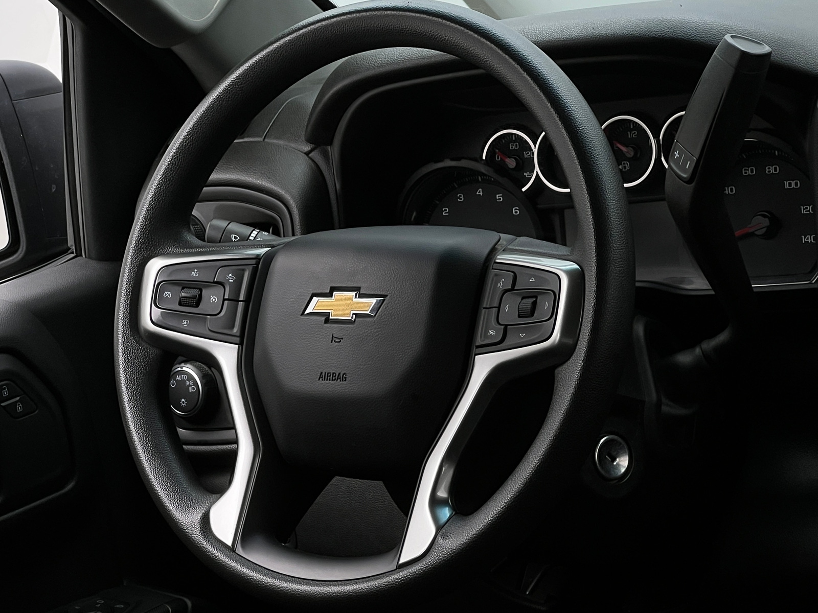 Thumbnail: 2022 Chevrolet Silverado 1500 - 5
