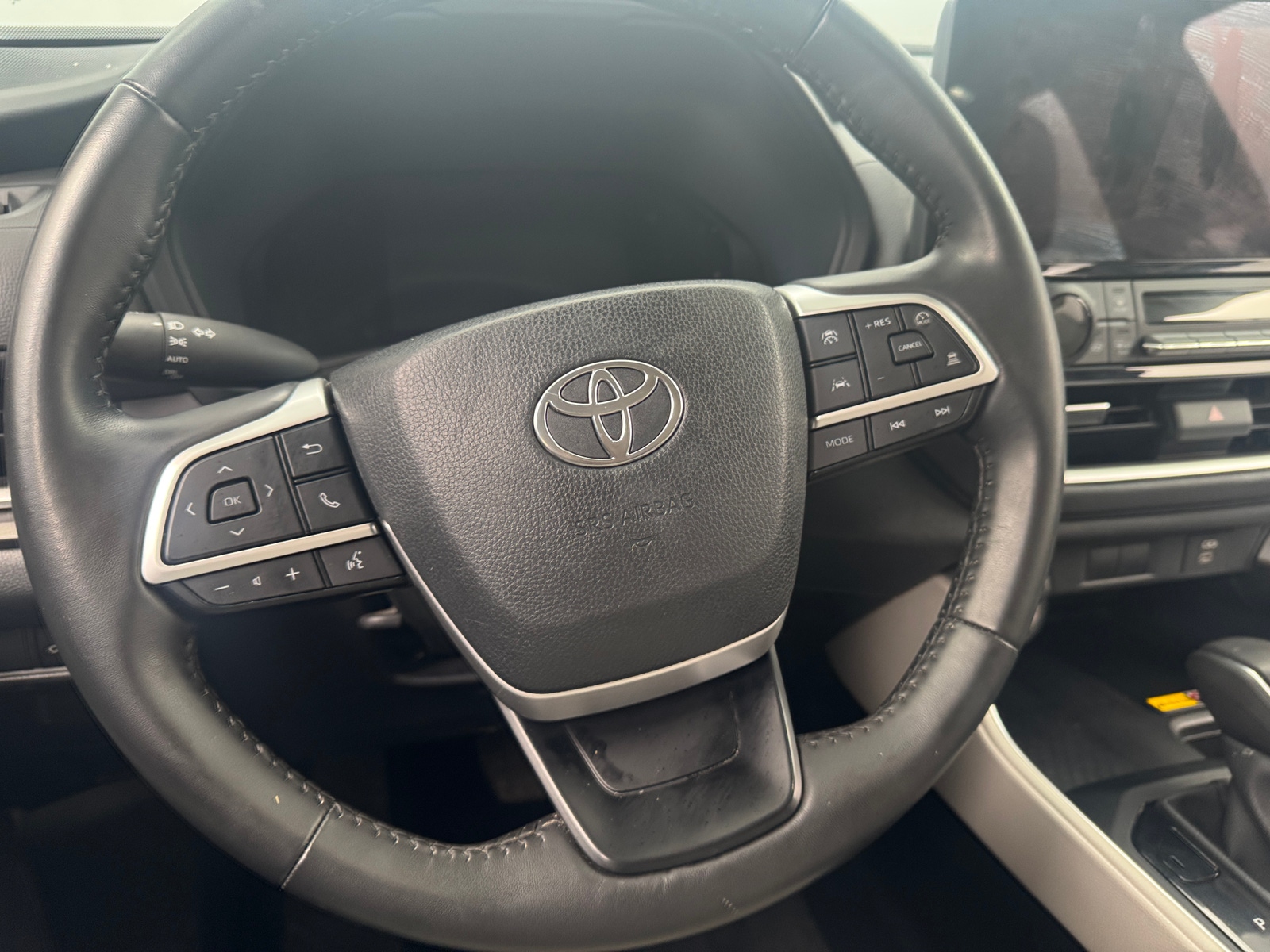 Thumbnail: 2024 Toyota Grand Highlander - 4