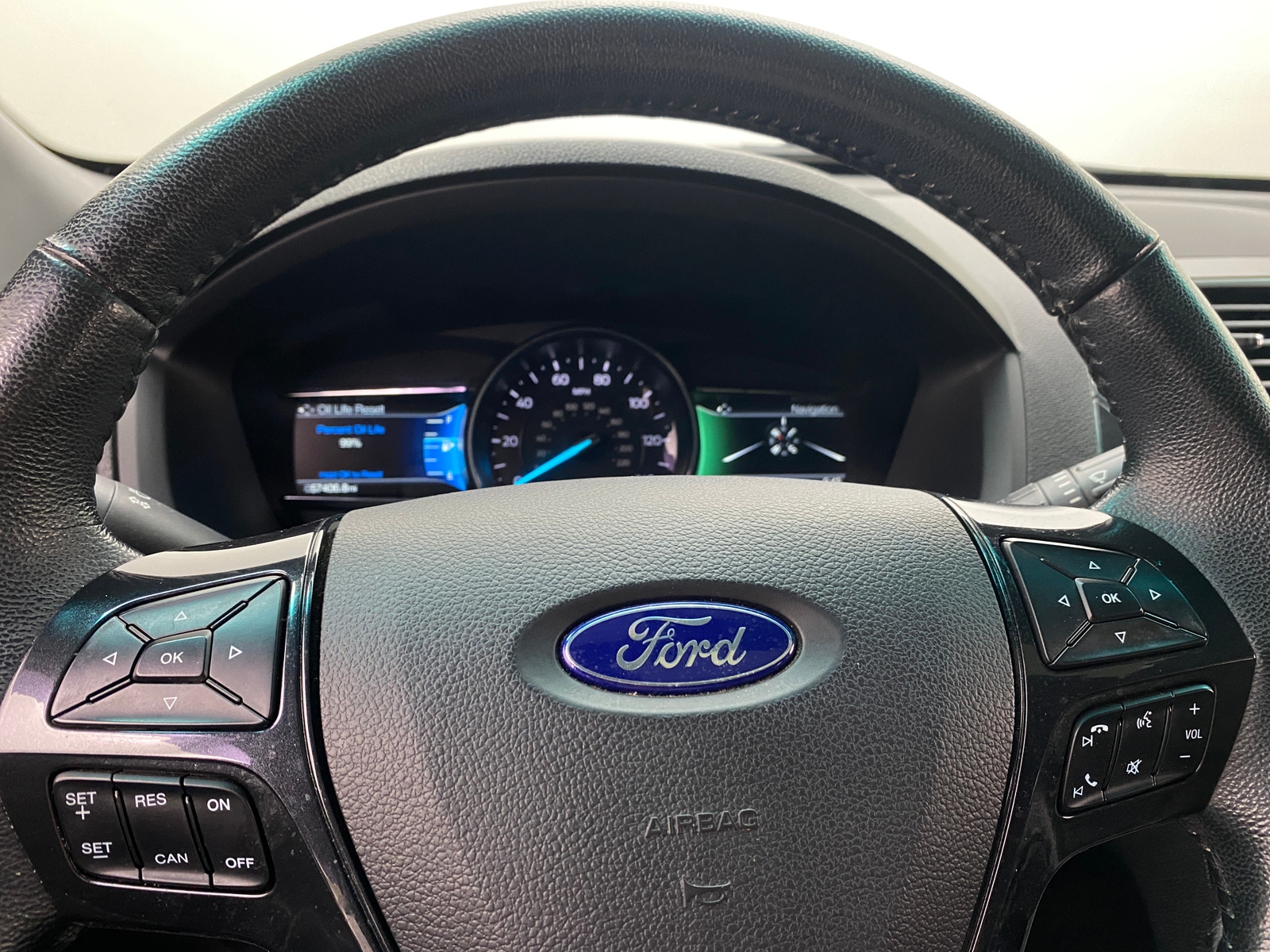 Thumbnail: 2018 Ford Explorer - 4