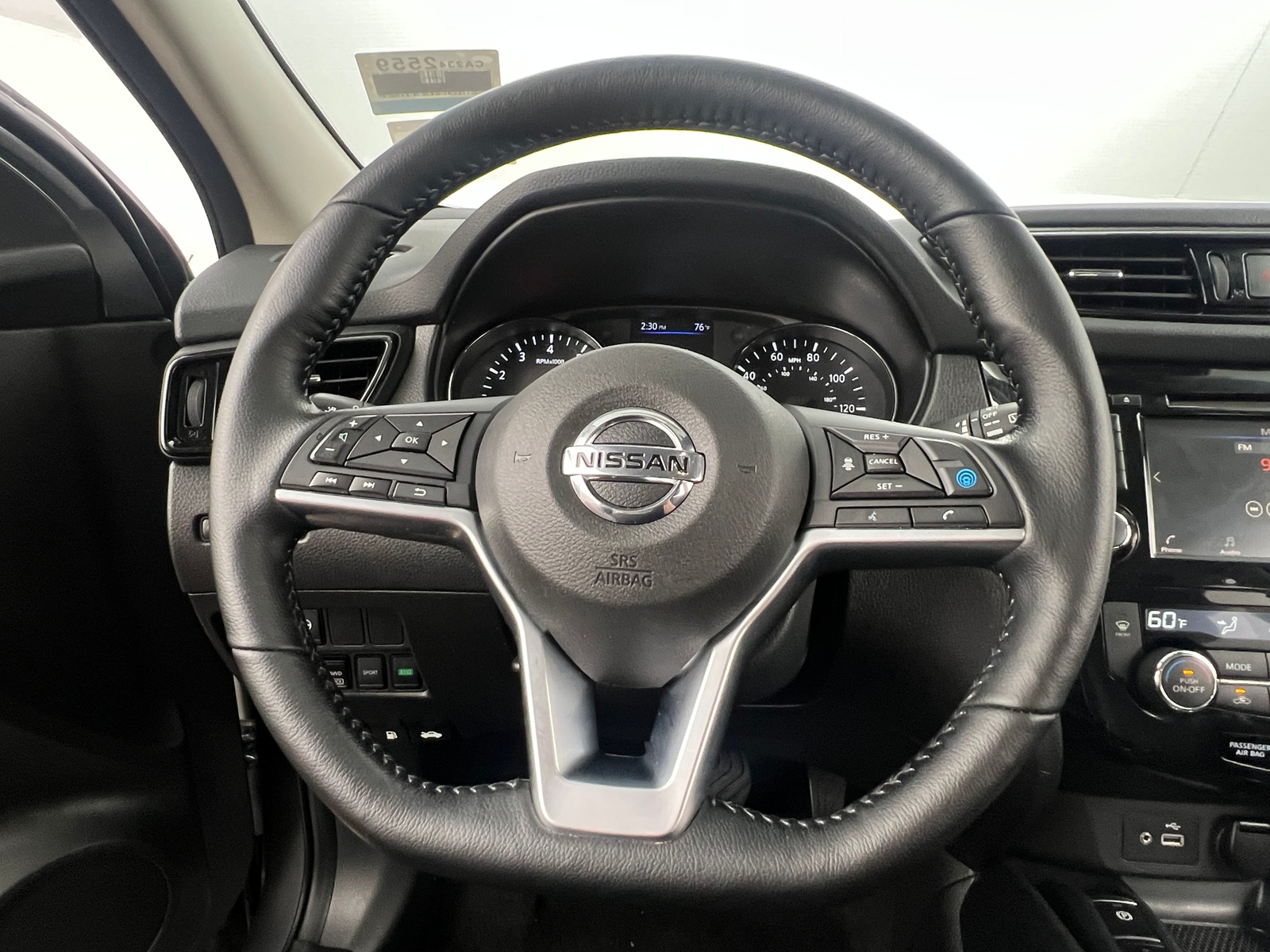 Thumbnail: 2022 Nissan Rogue Sport - 4