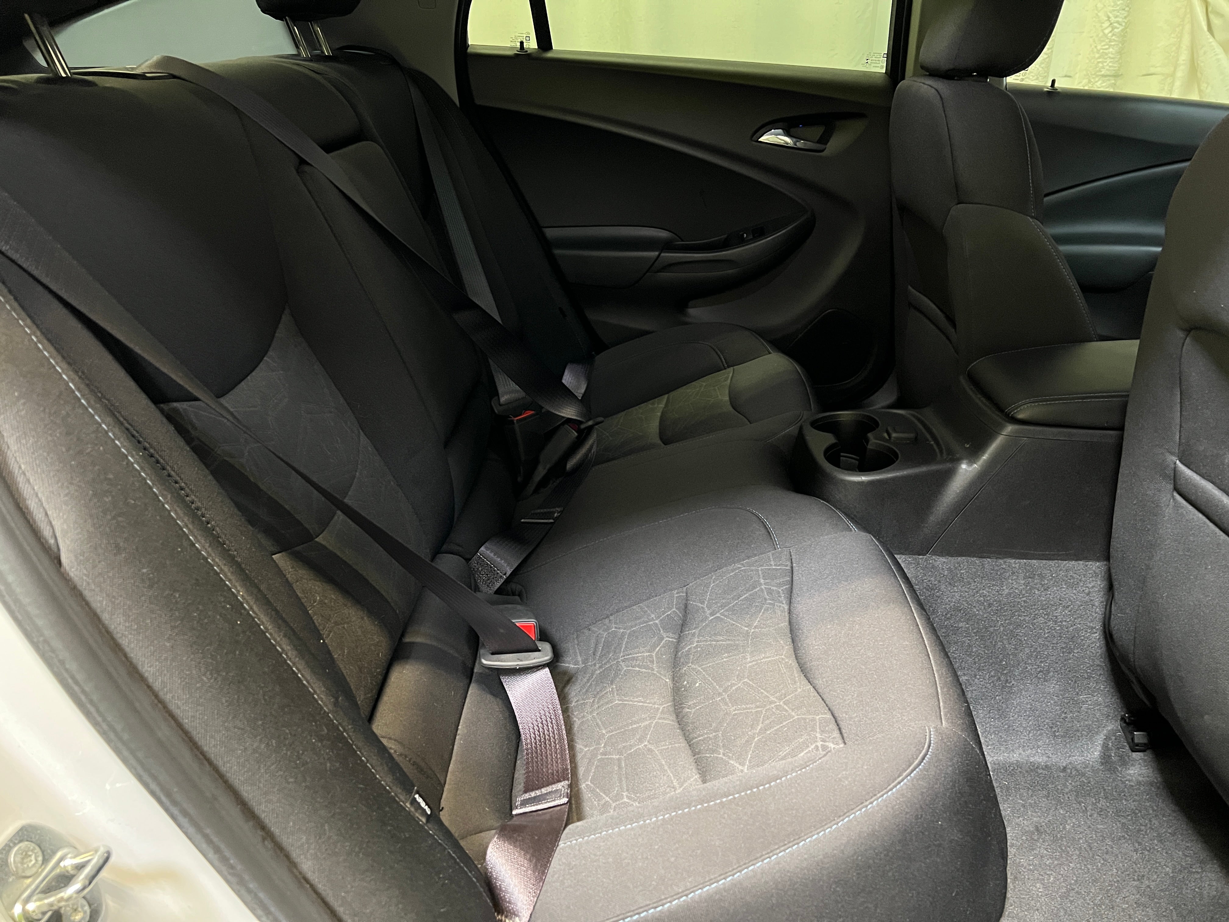 Thumbnail: 2017 Chevrolet Volt - 6