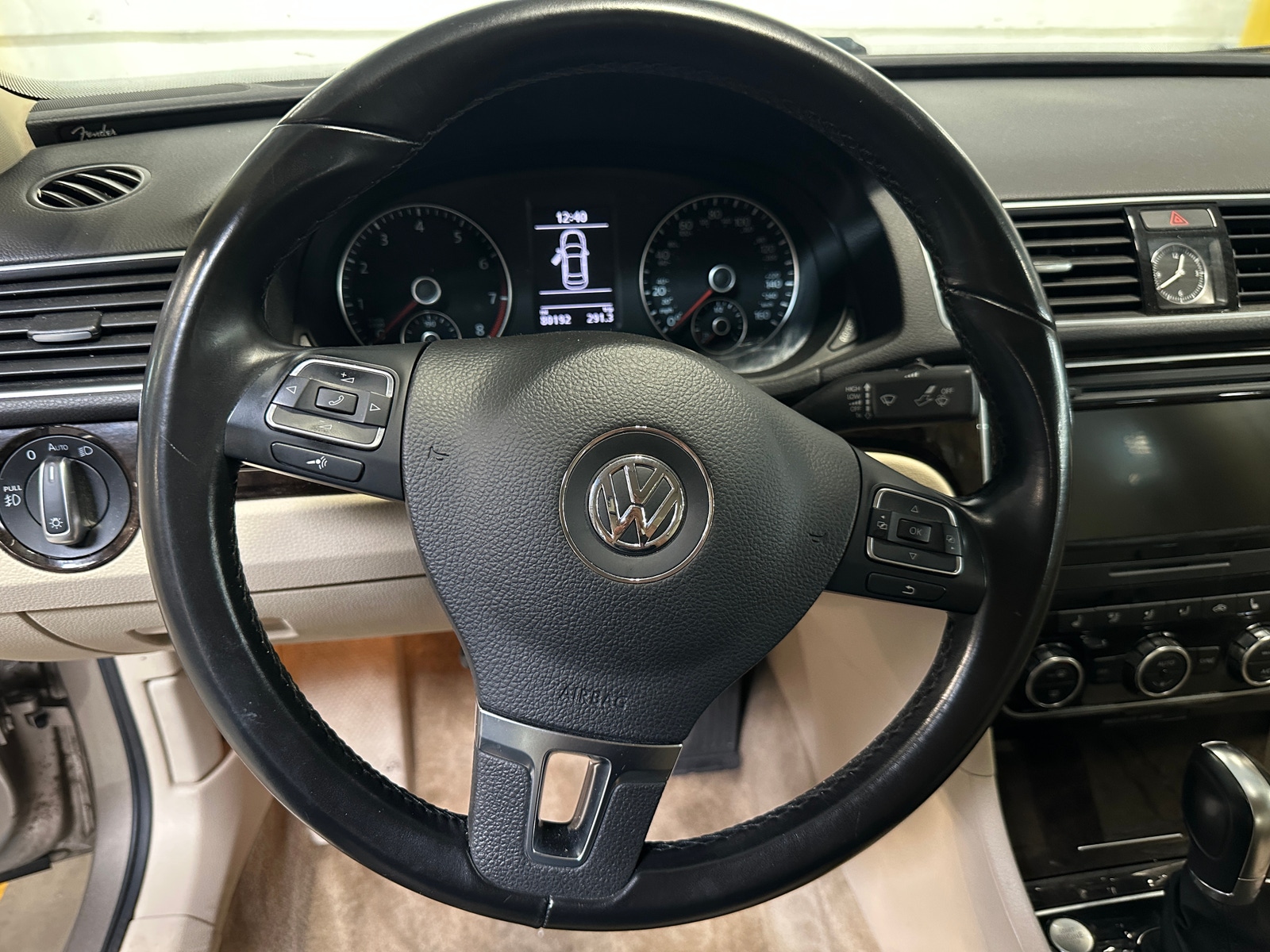 Thumbnail: 2015 Volkswagen Passat - 4