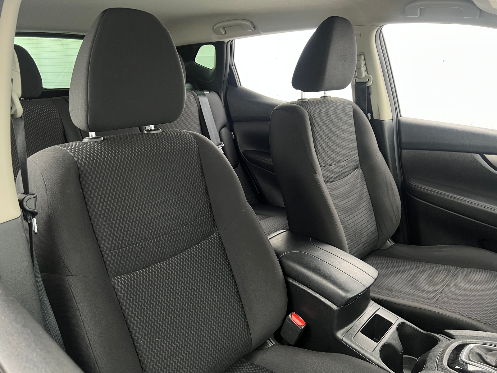 Thumbnail: 2020 Nissan Rogue Sport - 2