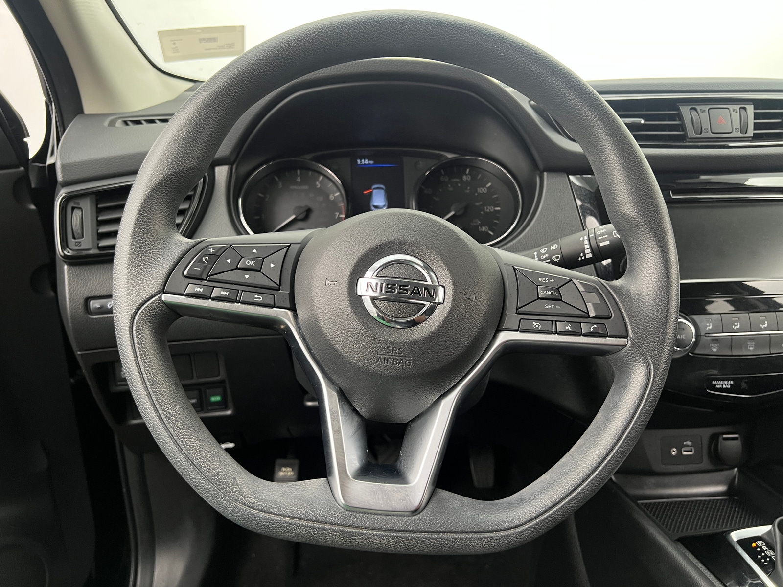 Thumbnail: 2020 Nissan Rogue Sport - 5