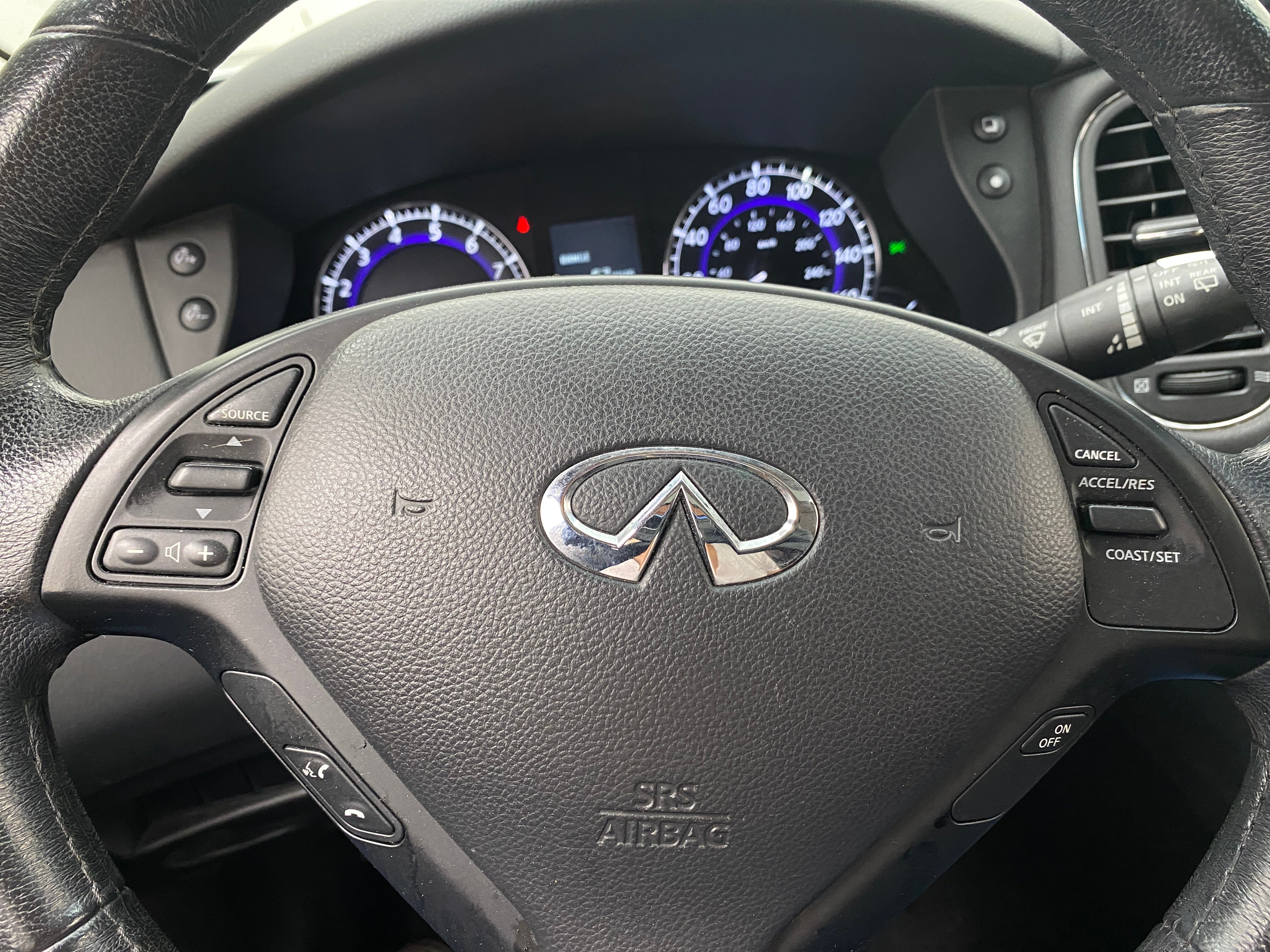 Thumbnail: 2017 INFINITI QX50 - 4