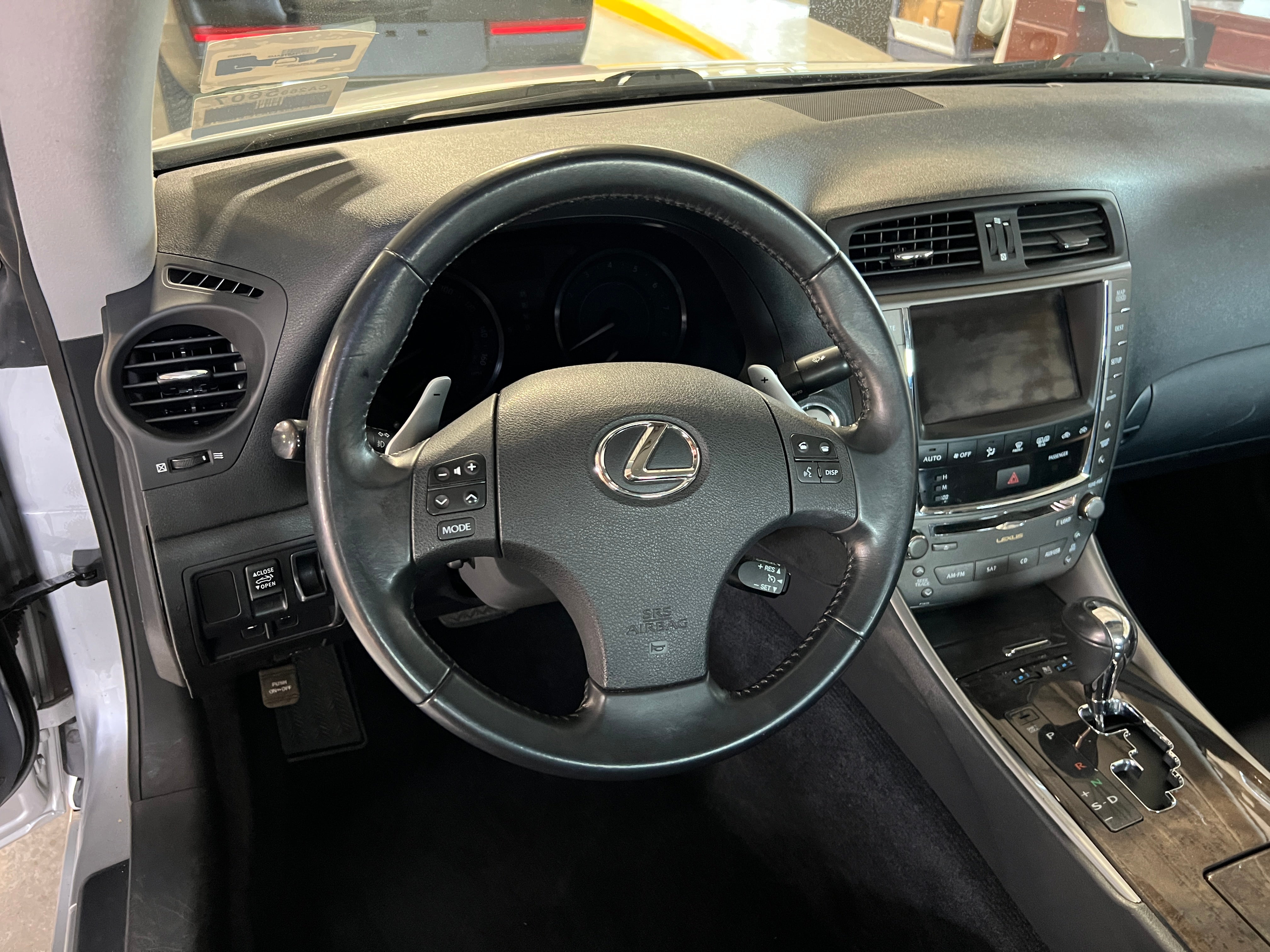 Thumbnail: 2010 Lexus IS - 4