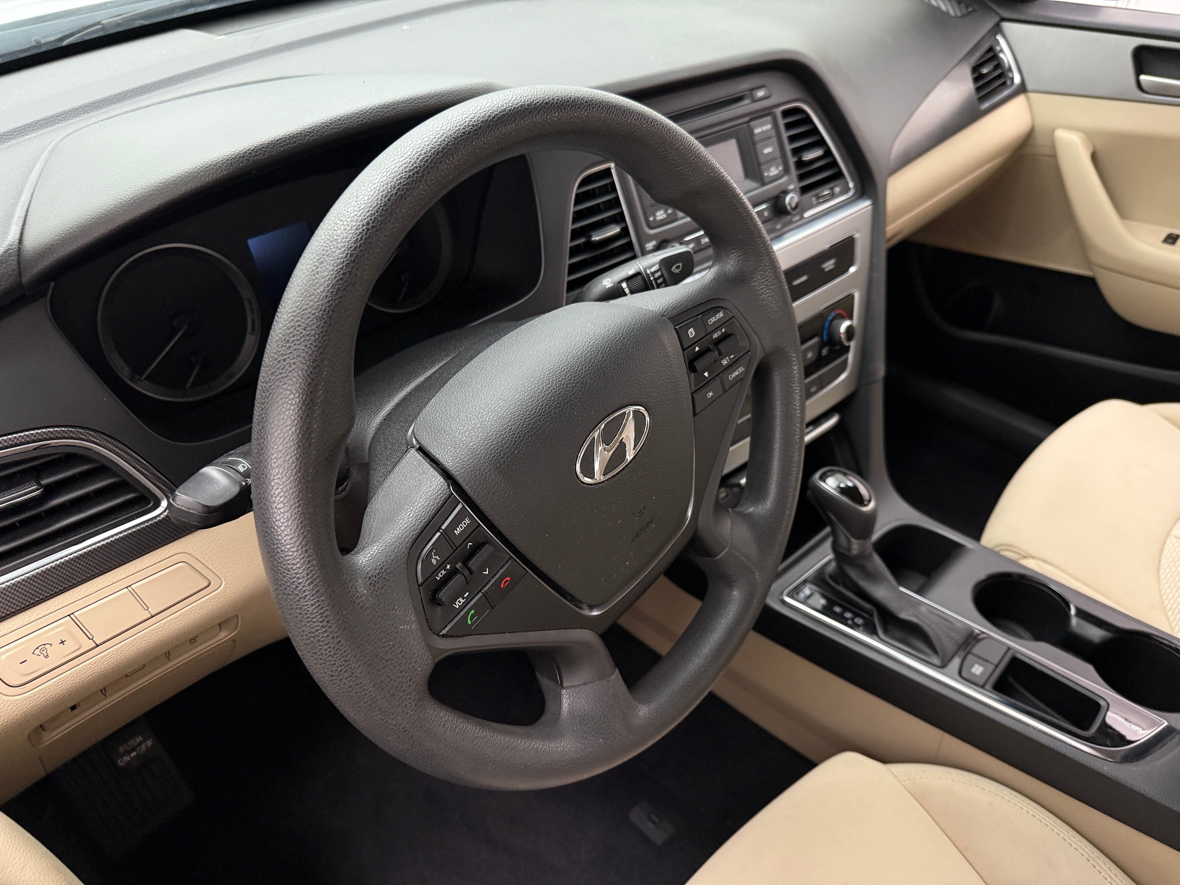 Thumbnail: 2015 Hyundai Sonata - 5