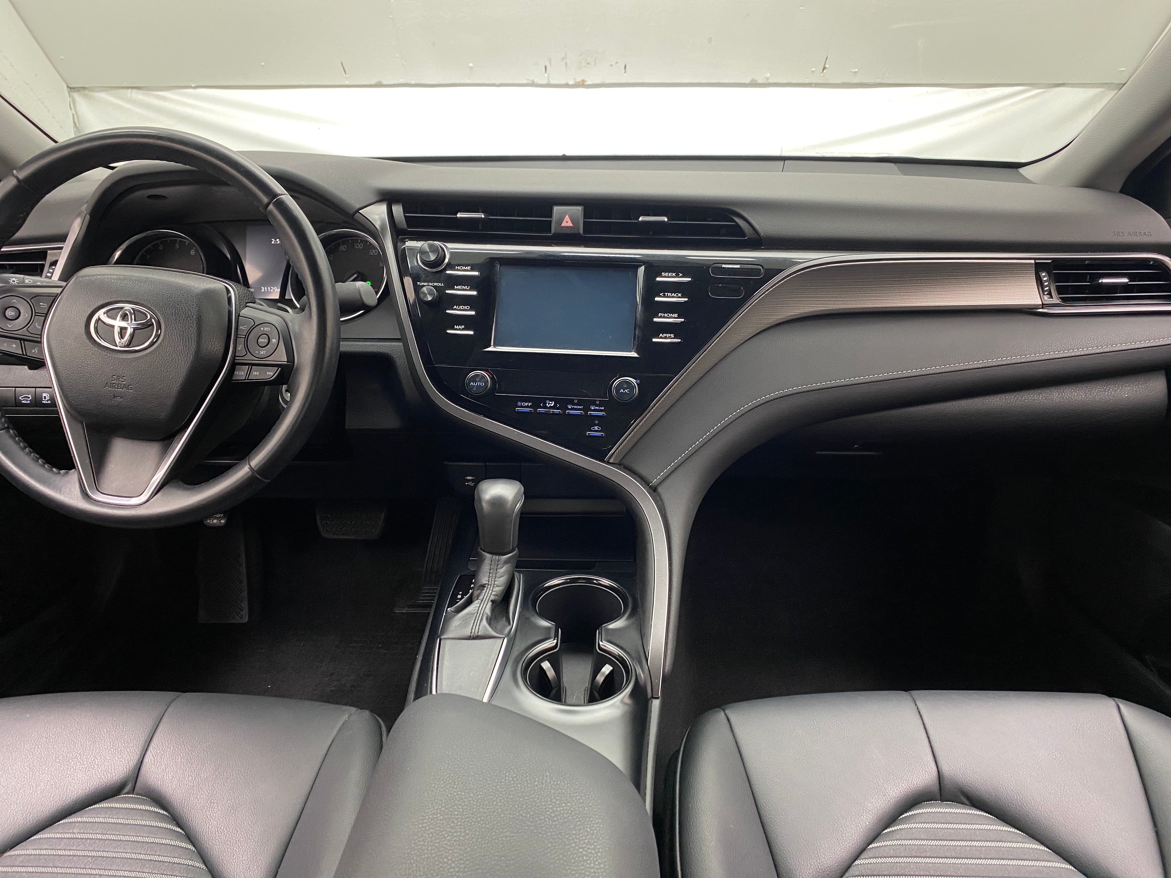 Thumbnail: 2019 Toyota Camry - 3