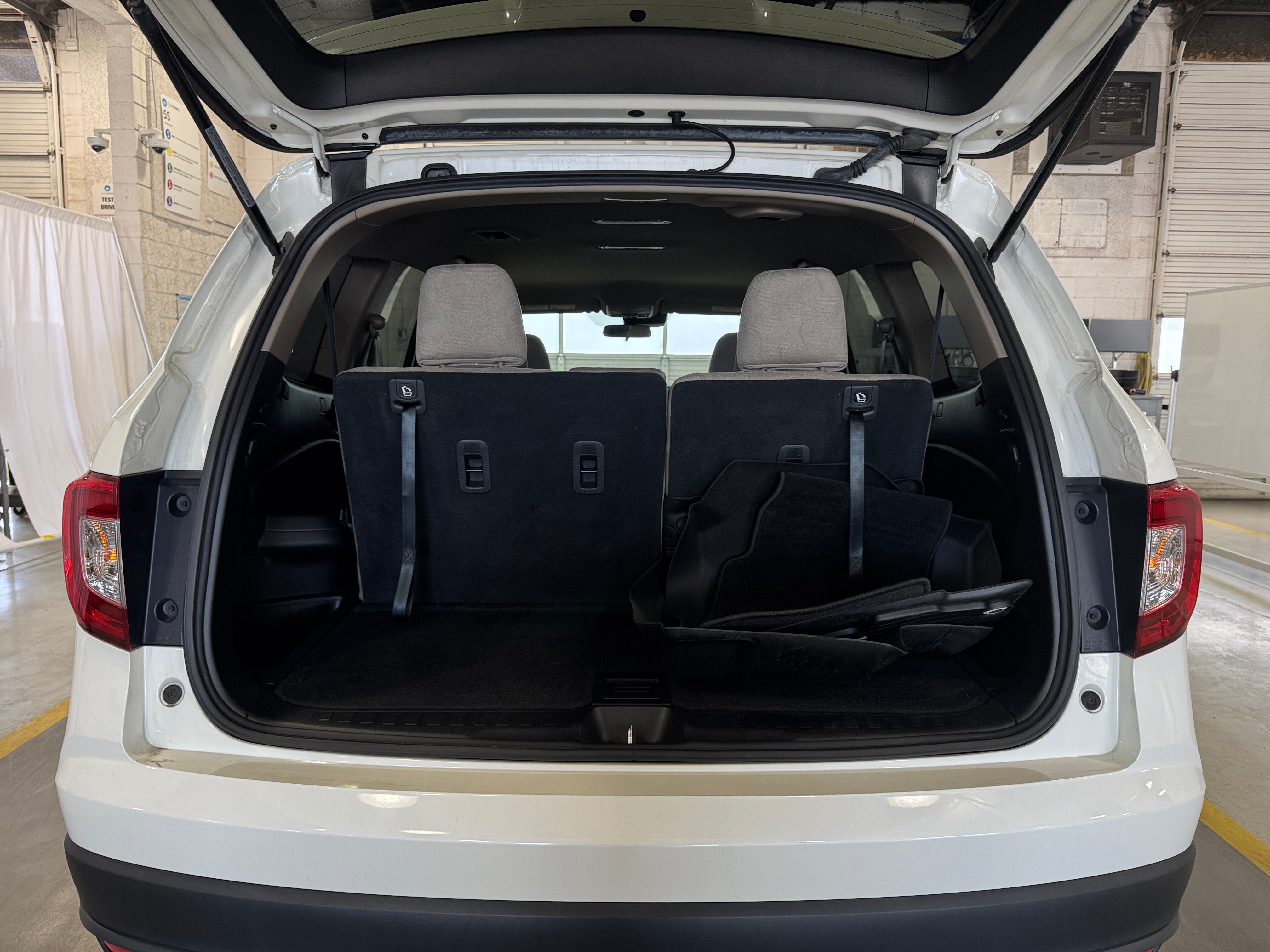 Thumbnail: 2019 Honda Pilot - 7