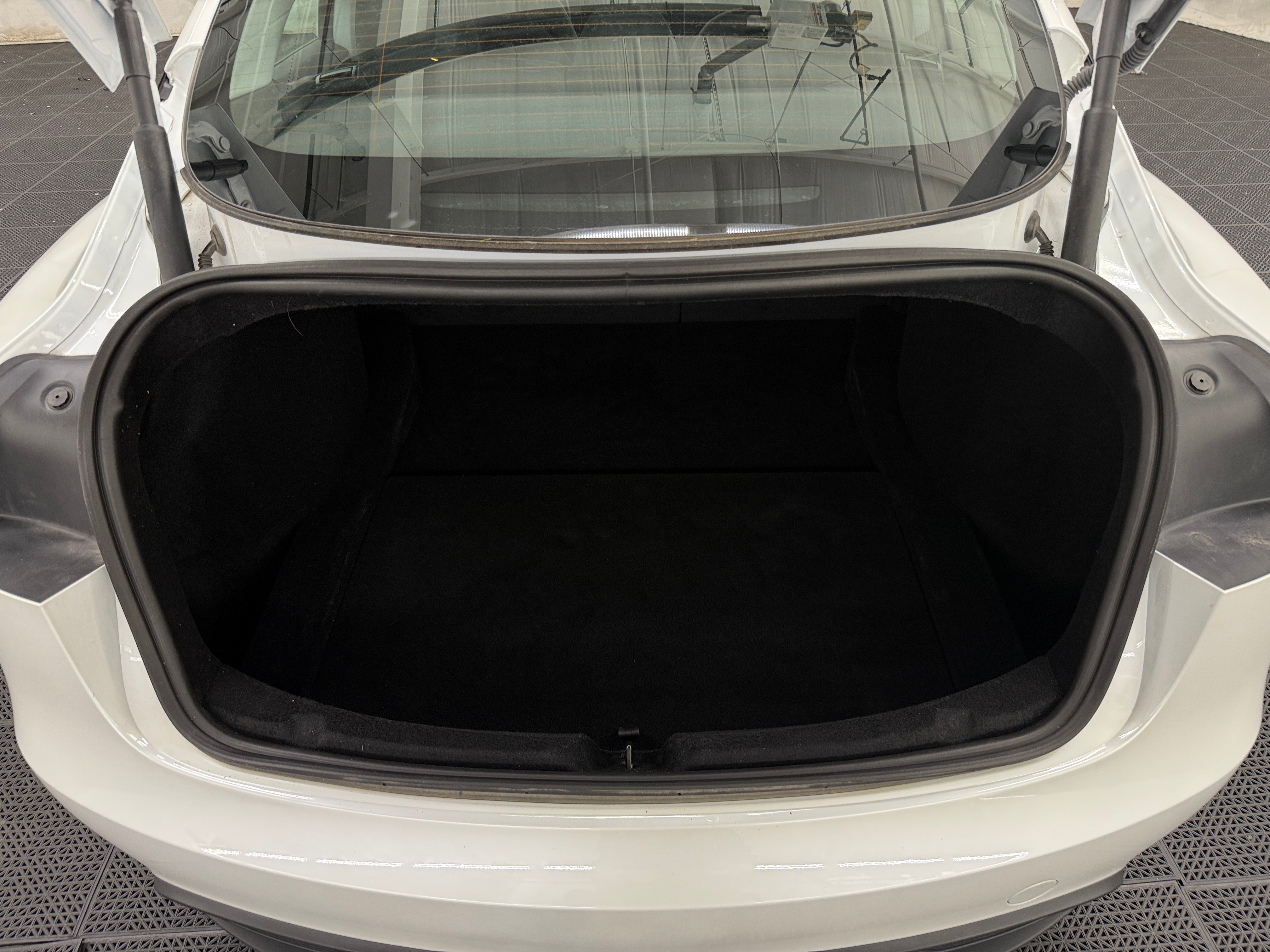 Thumbnail: 2024 Tesla Model 3 - 6