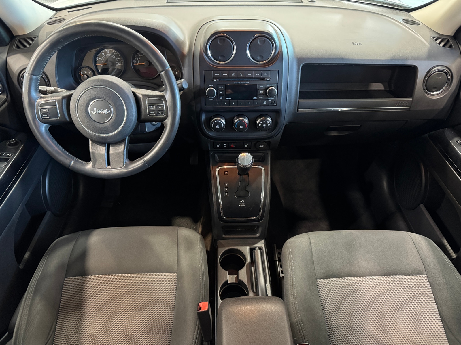 Thumbnail: 2016 Jeep Patriot - 3