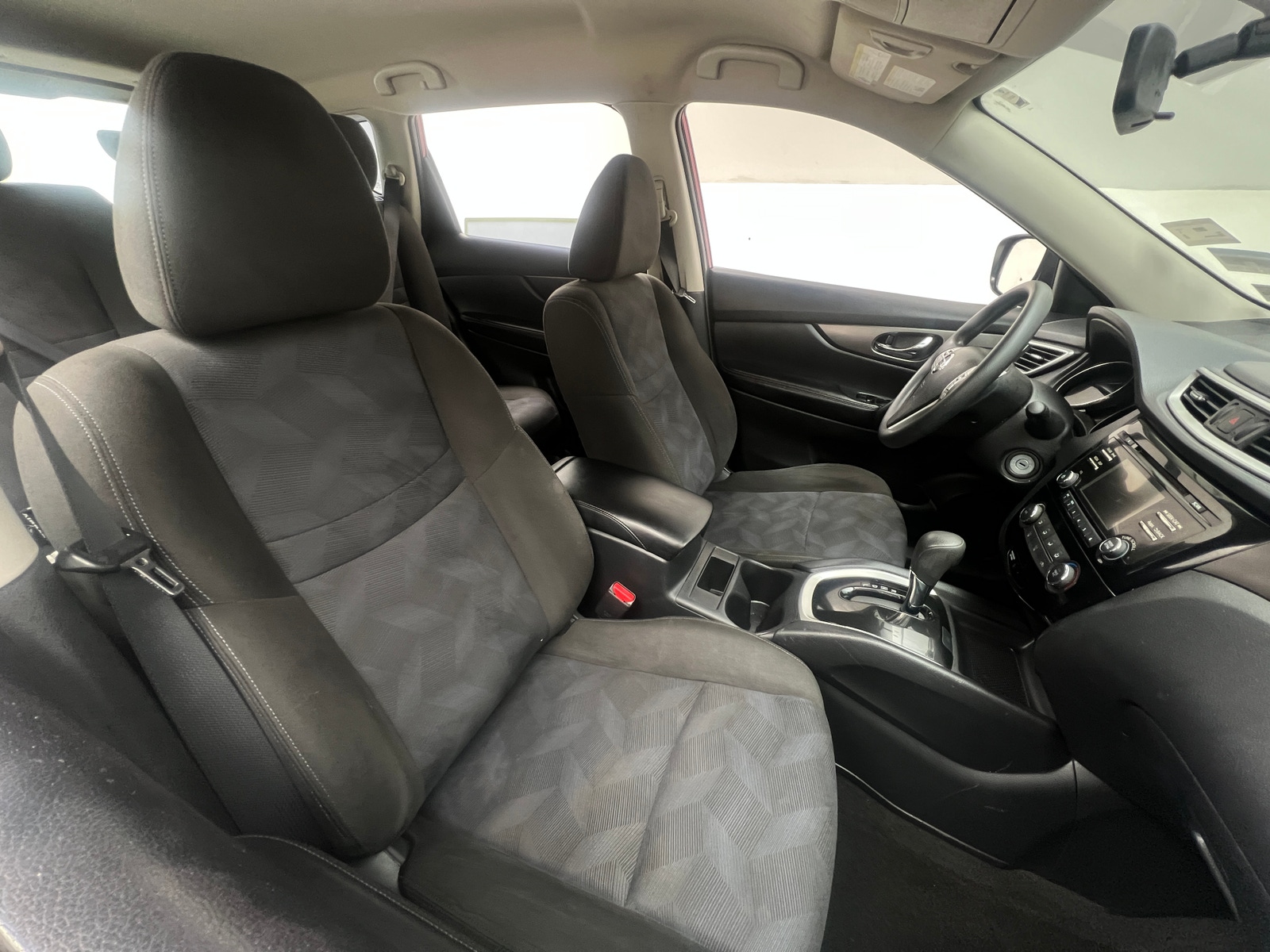 Thumbnail: 2015 Nissan Rogue - 2