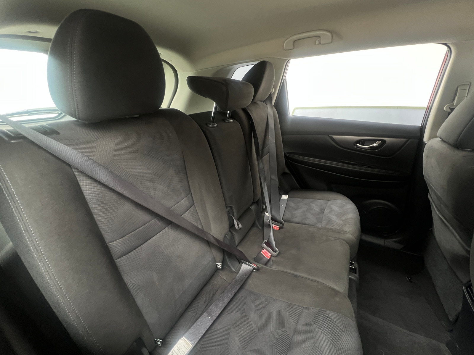 Thumbnail: 2015 Nissan Rogue - 6