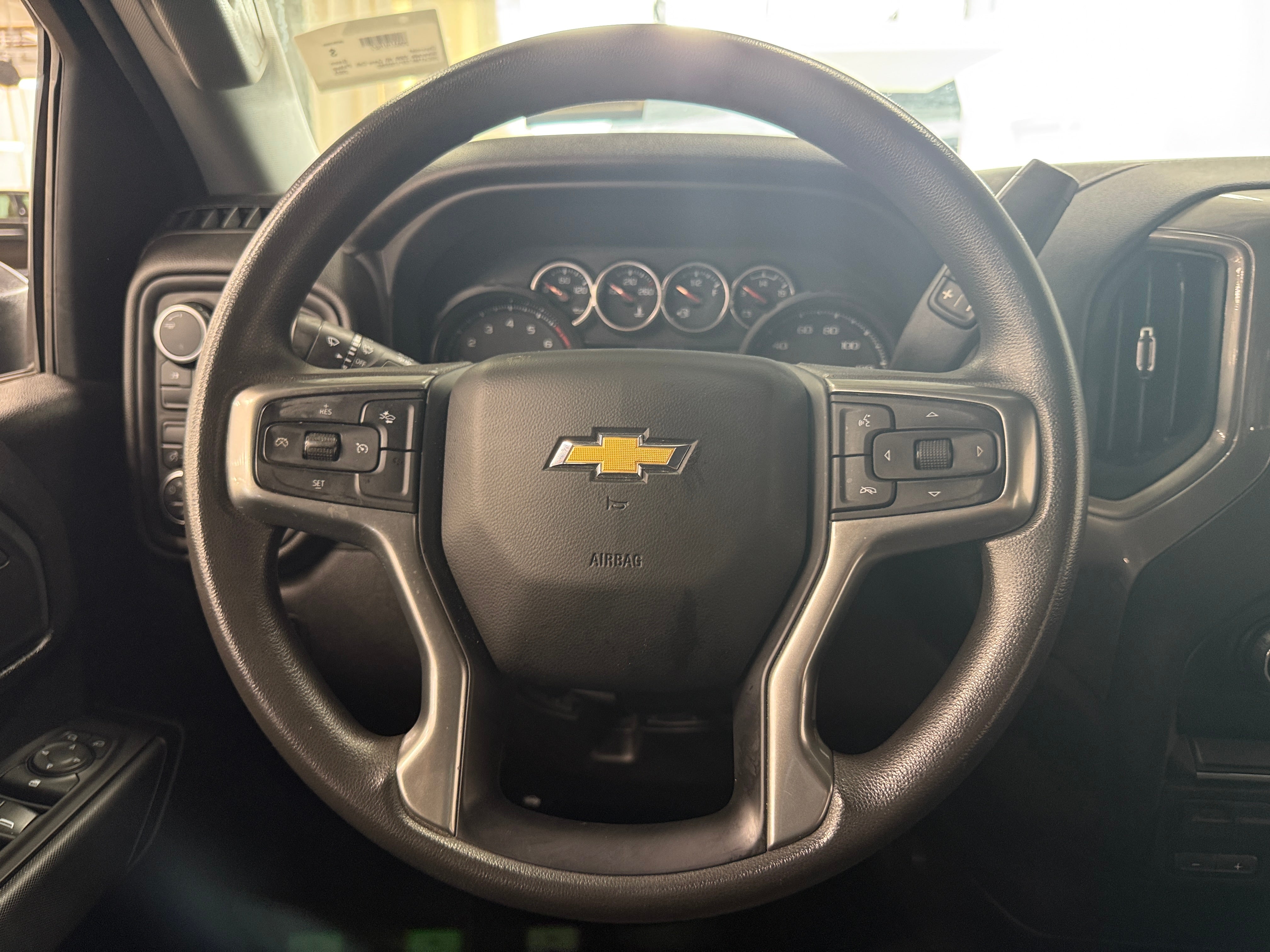 Thumbnail: 2023 Chevrolet Silverado 2500 - 5