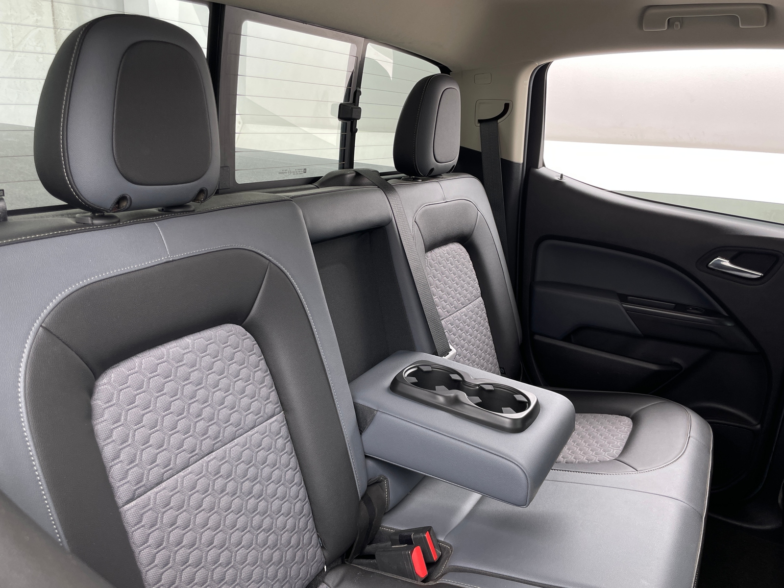 Thumbnail: 2017 Chevrolet Colorado - 5