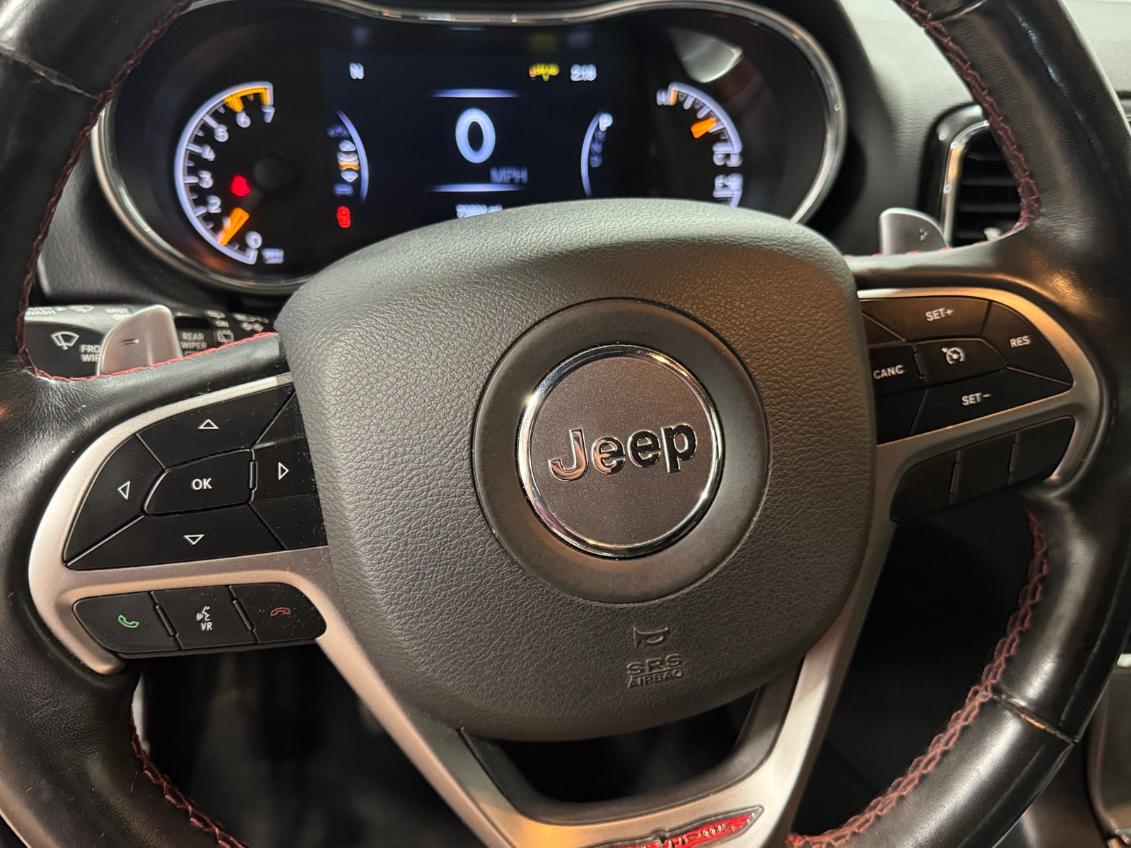 Thumbnail: 2019 Jeep Grand Cherokee - 4