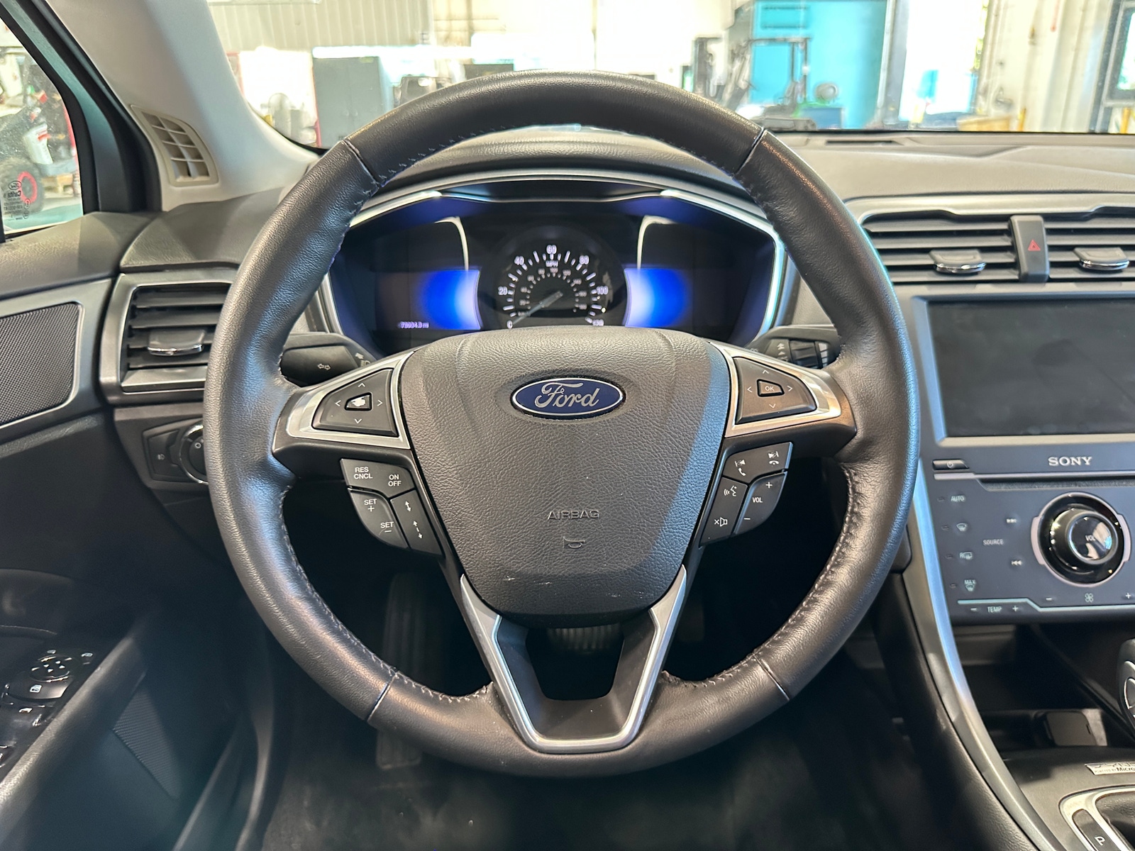 Thumbnail: 2013 Ford Fusion - 4