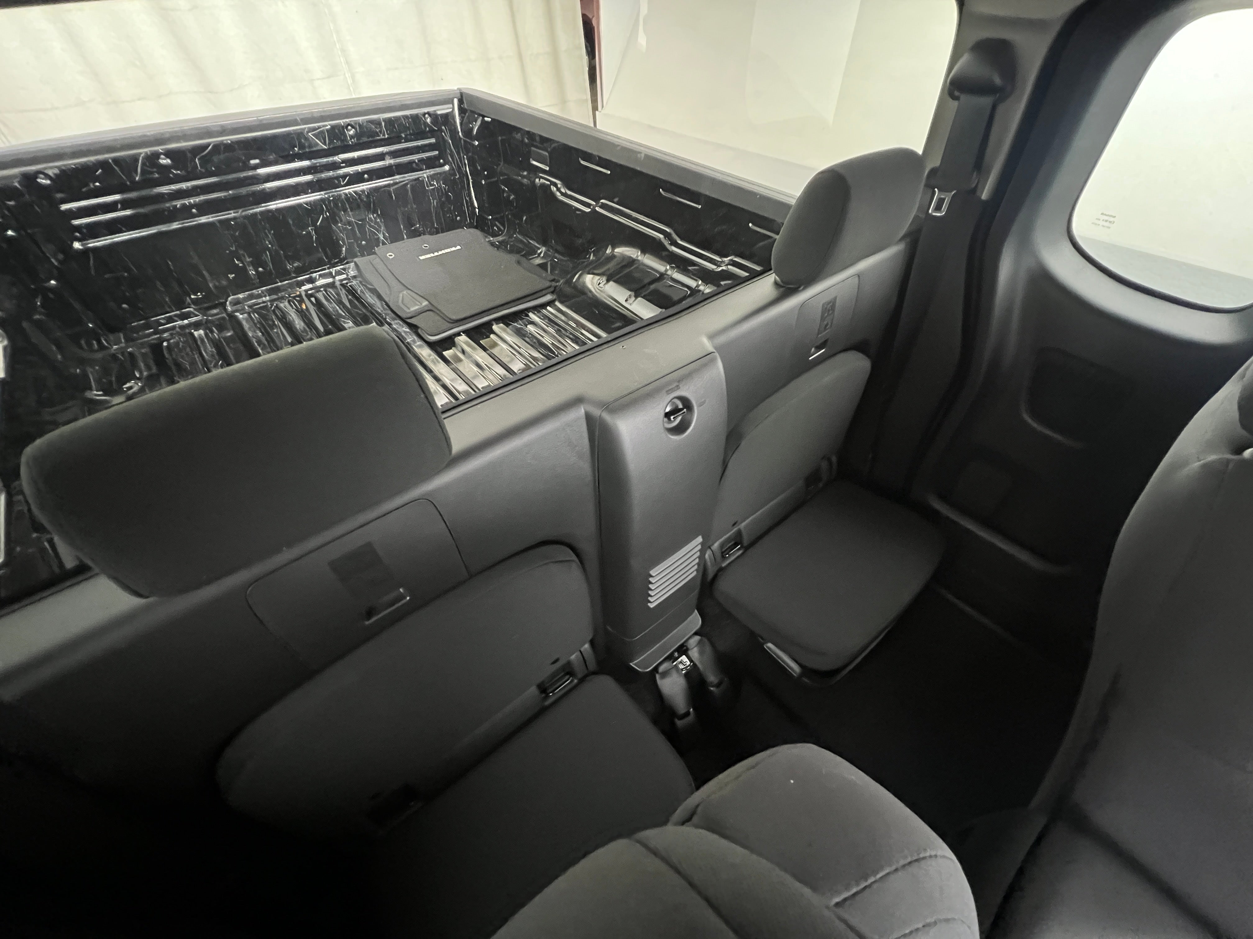 Thumbnail: 2023 Nissan Frontier - 6