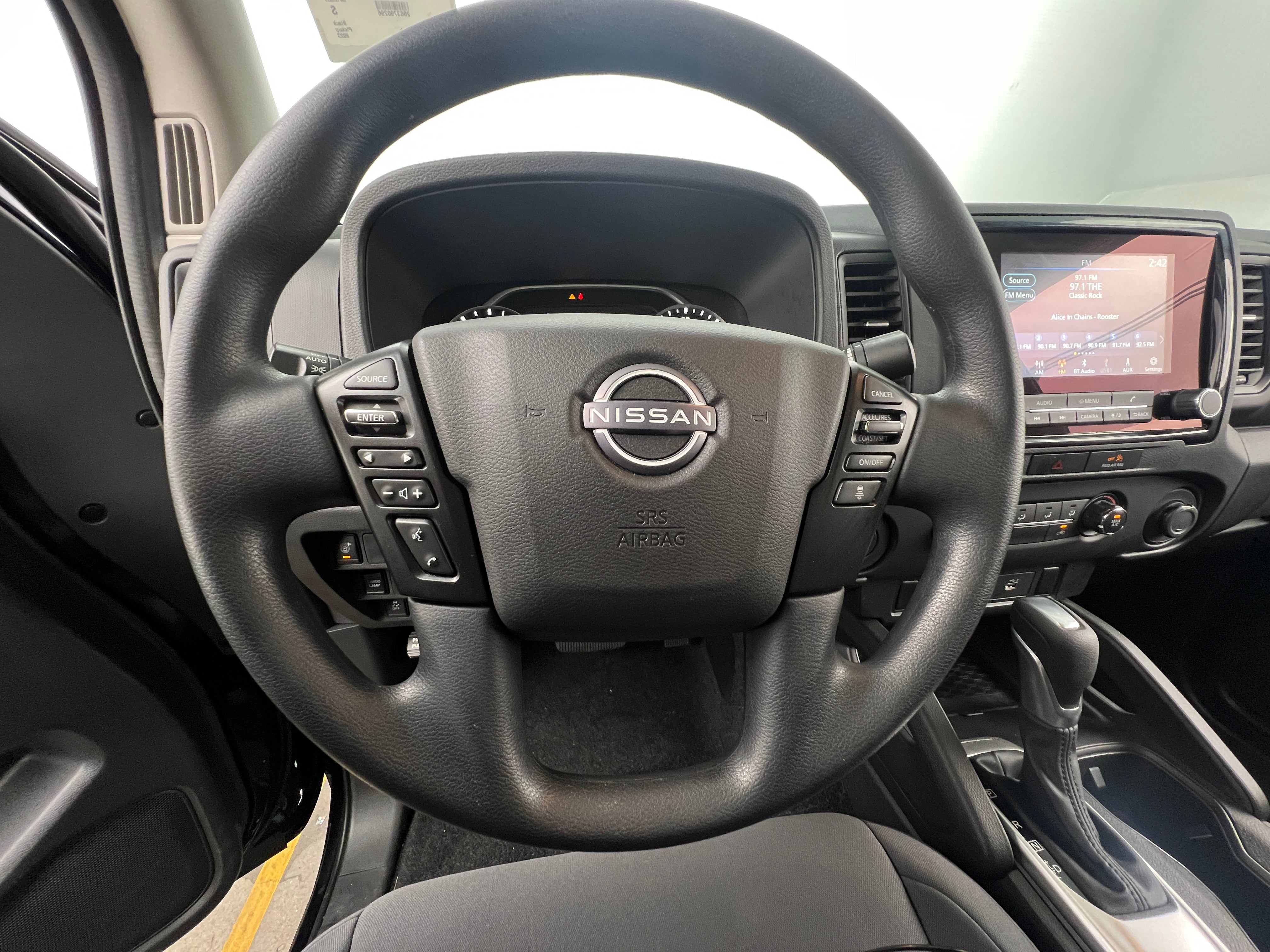 Thumbnail: 2023 Nissan Frontier - 5