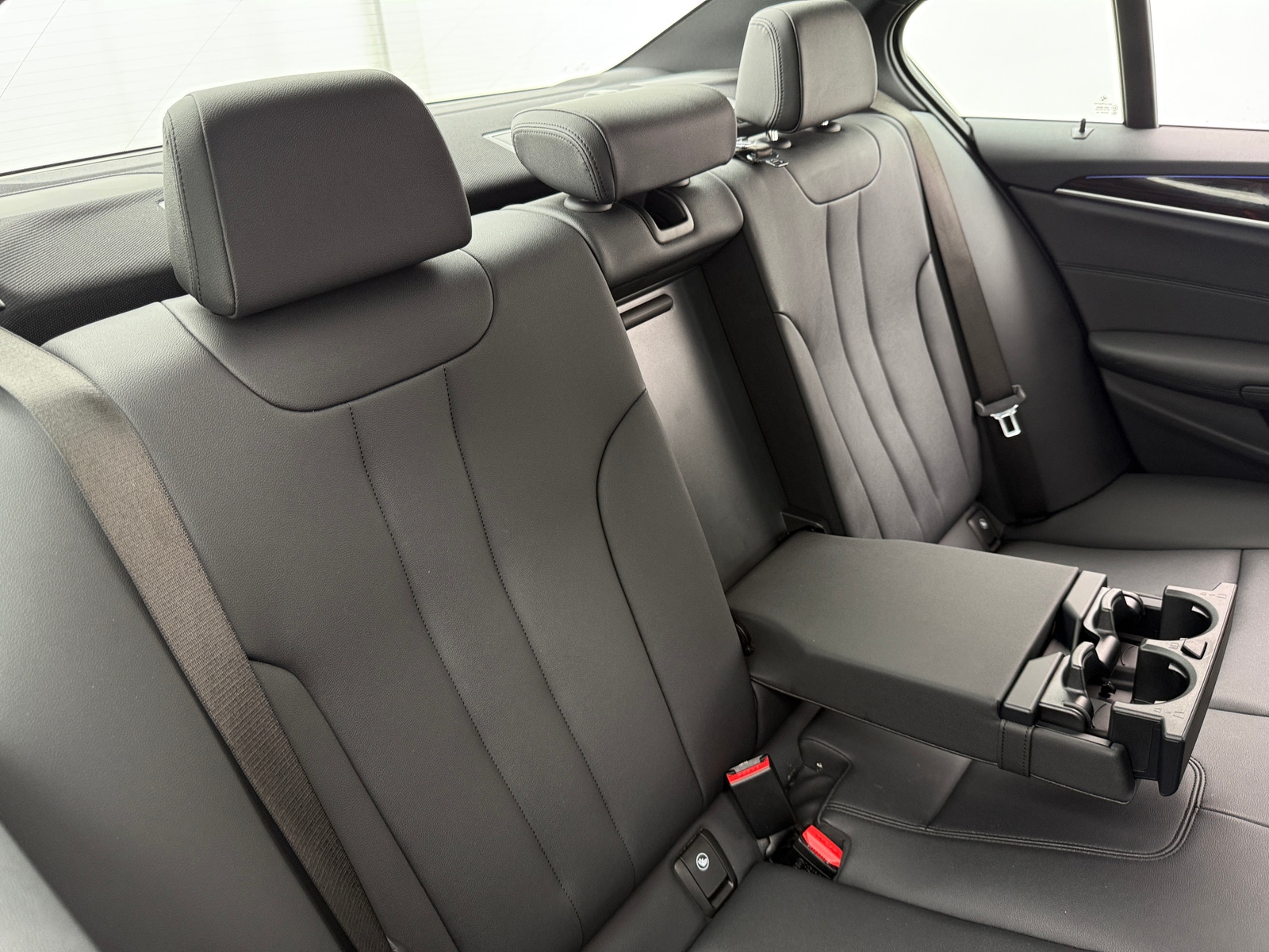 Thumbnail: 2019 BMW 5 Series - 5