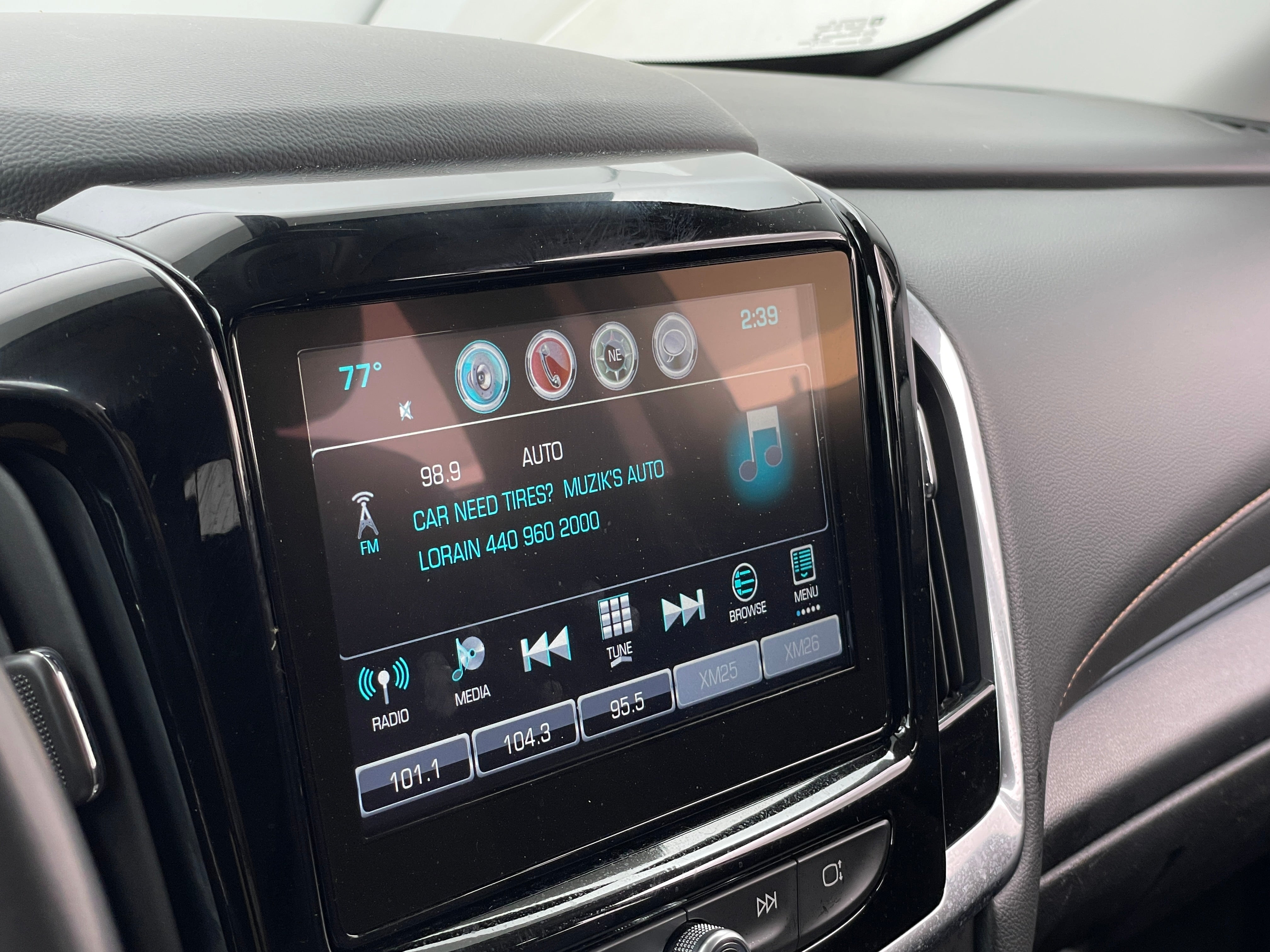 Thumbnail: 2018 Chevrolet Traverse - 4