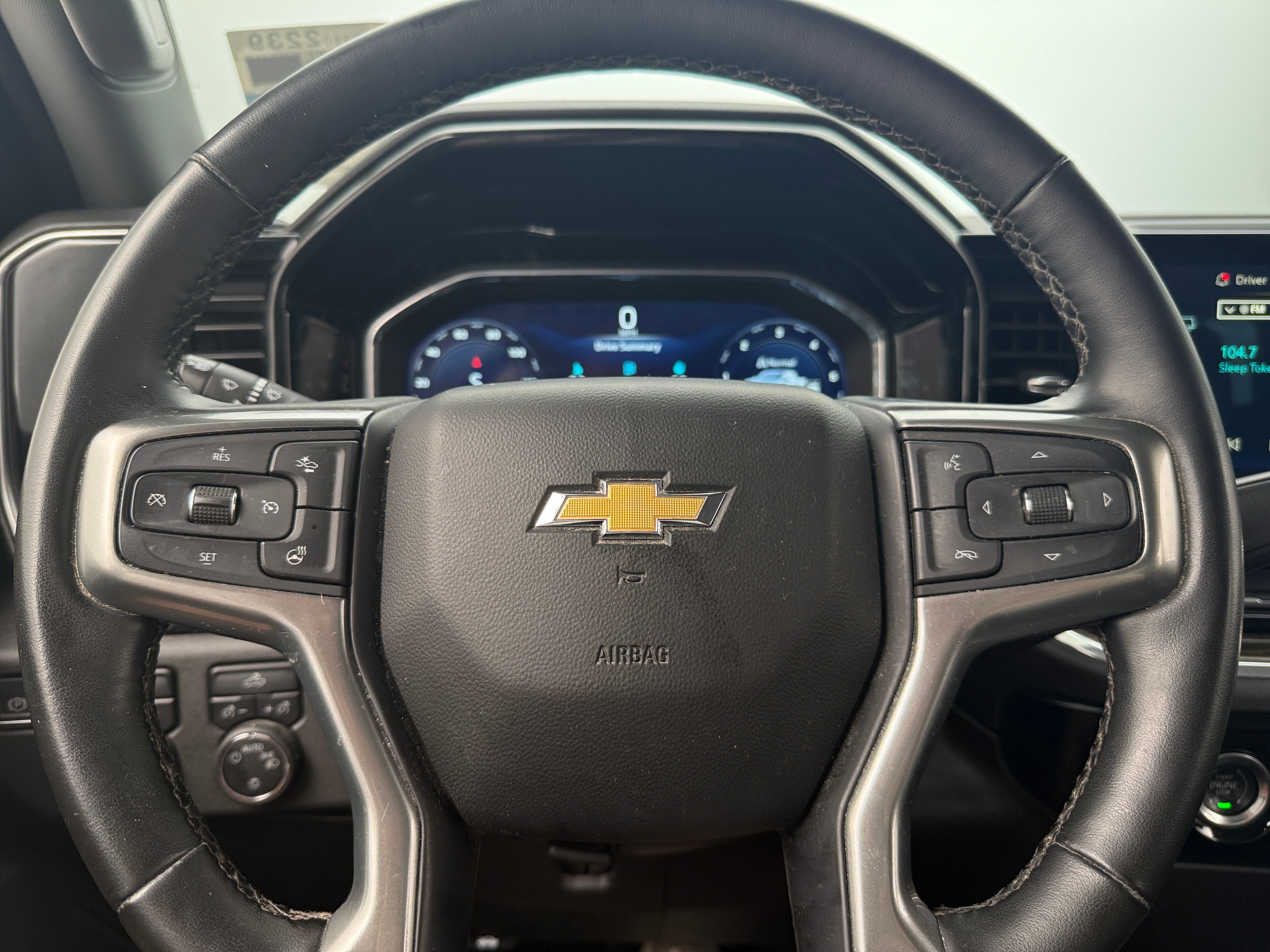 Thumbnail: 2023 Chevrolet Silverado 1500 - 5