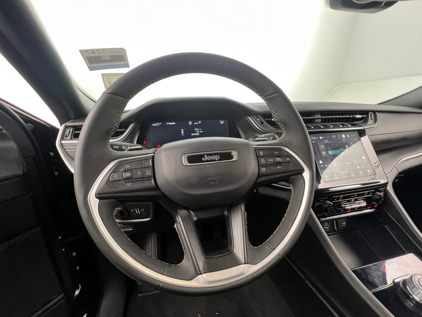 Thumbnail: 2024 Jeep Grand Cherokee L - 4