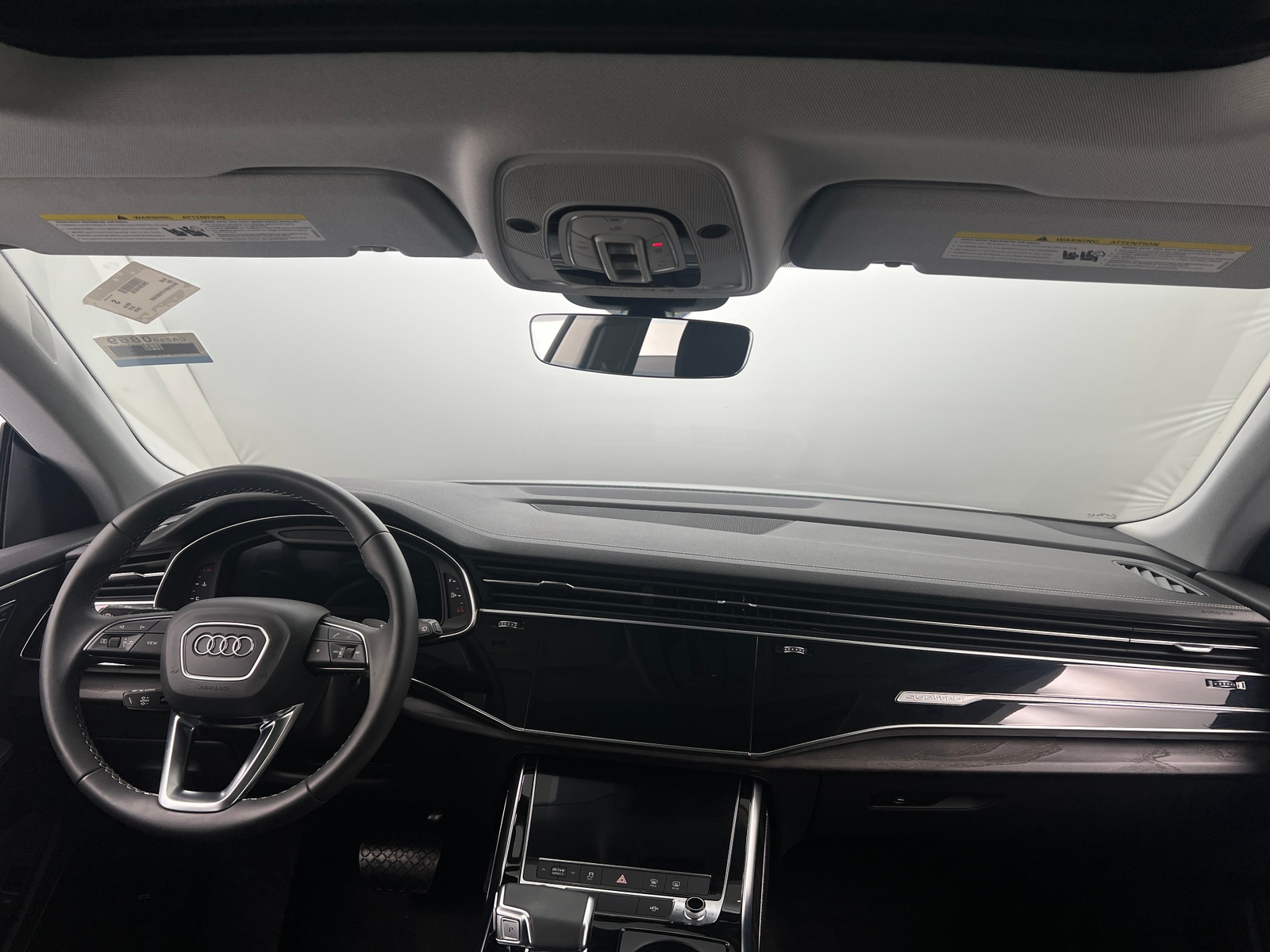 Thumbnail: 2023 Audi Q8 - 2