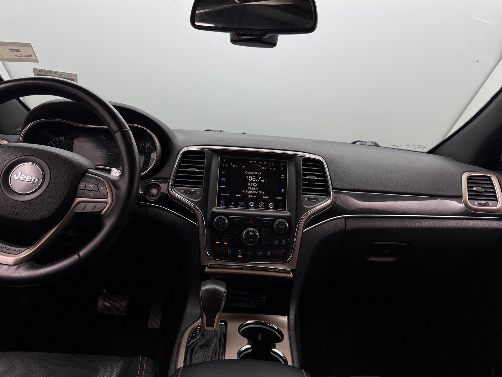 Thumbnail: 2016 Jeep Grand Cherokee - 3