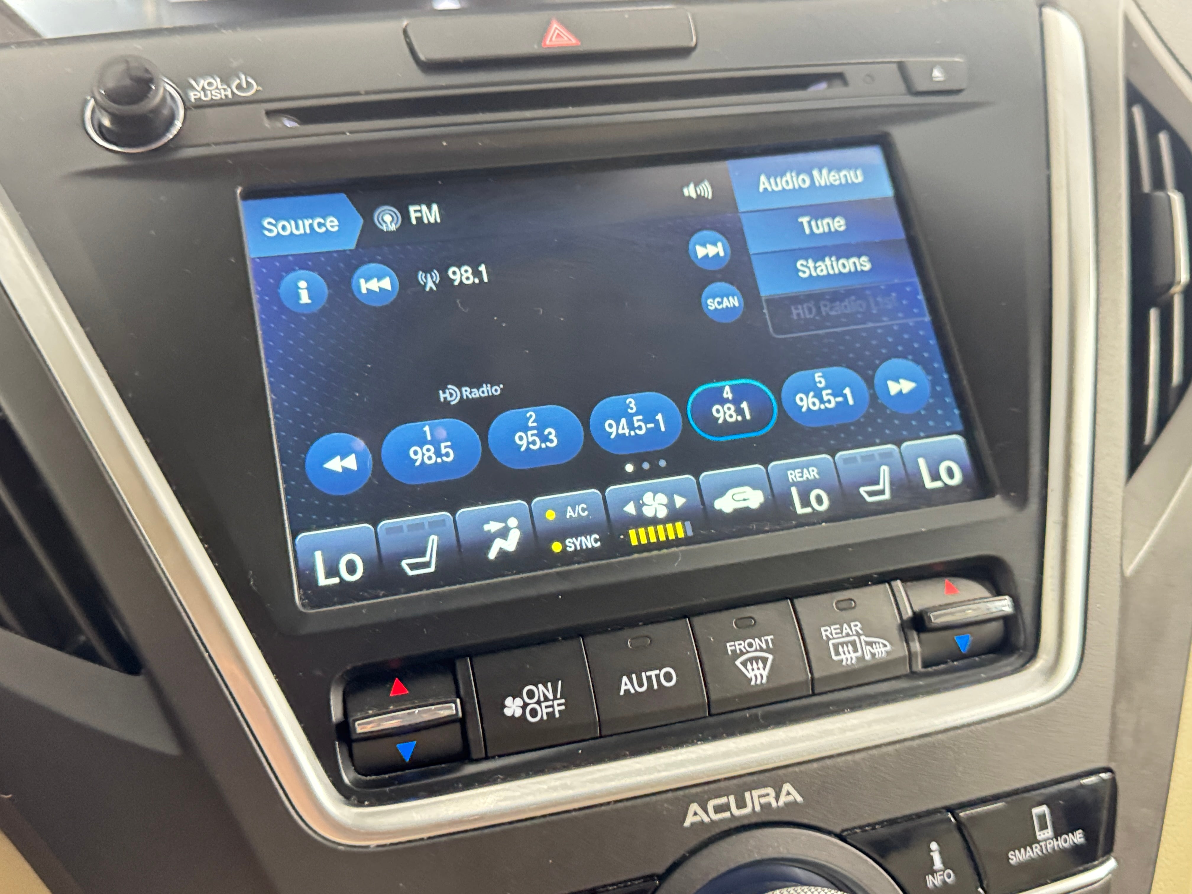 Thumbnail: 2019 Acura MDX - 3