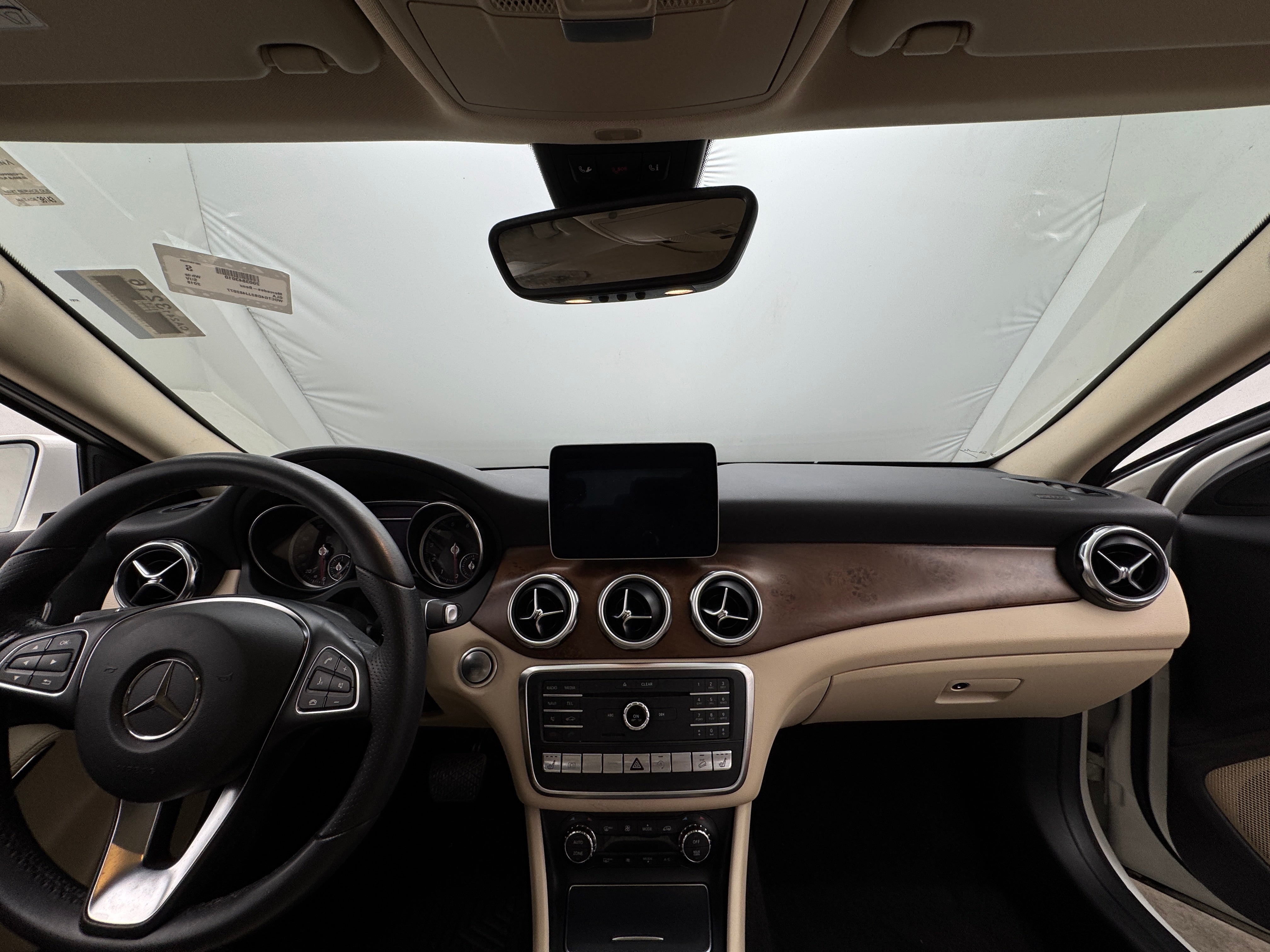 Thumbnail: 2018 Mercedes-Benz GLA - 2