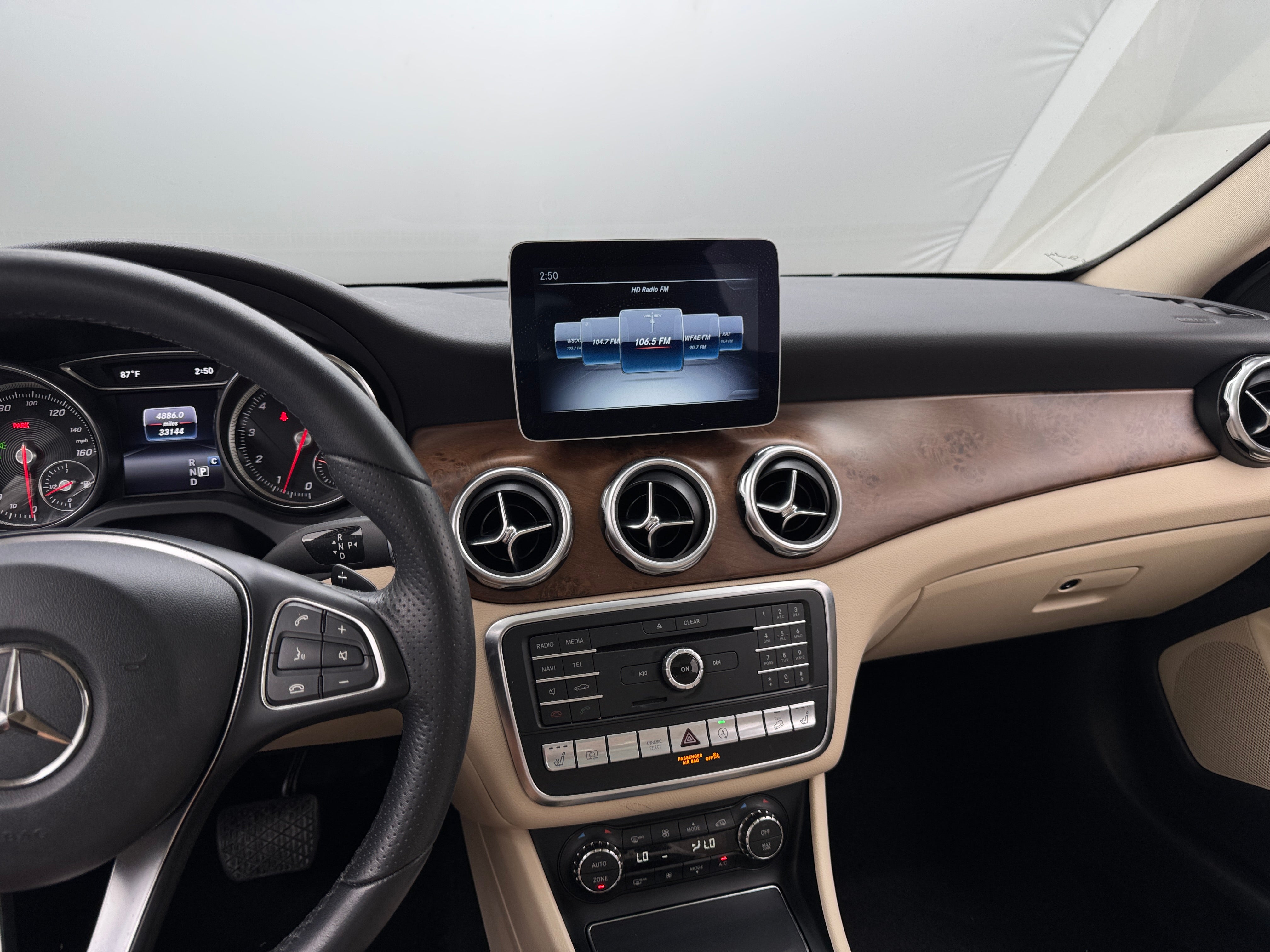 Thumbnail: 2018 Mercedes-Benz GLA - 3