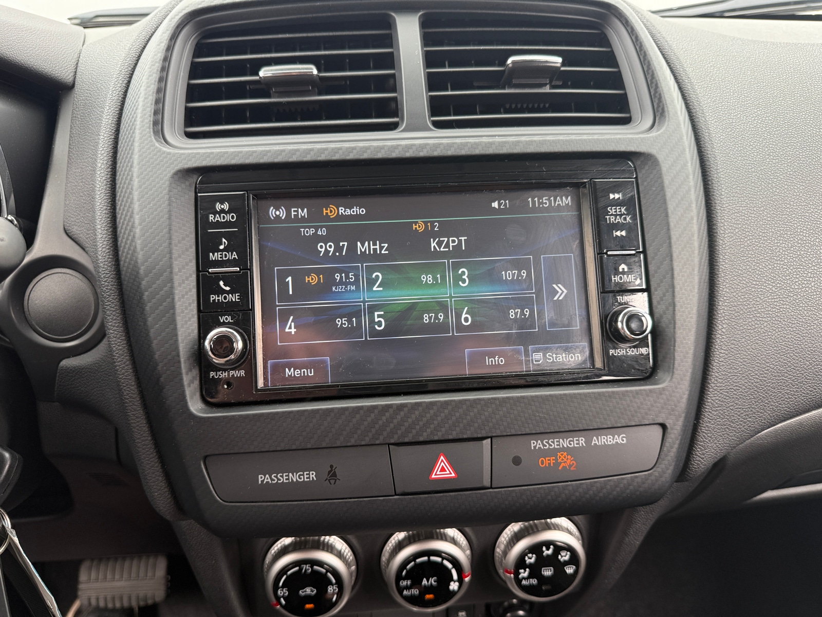Thumbnail: 2024 Mitsubishi Outlander Sport - 4