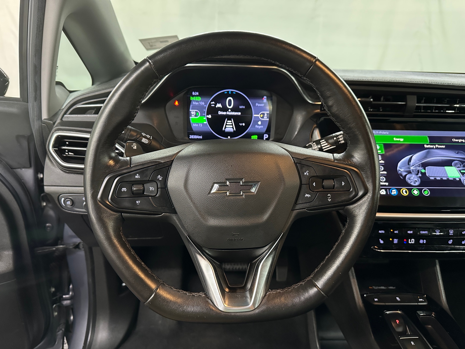 Thumbnail: 2022 Chevrolet Bolt EV - 4