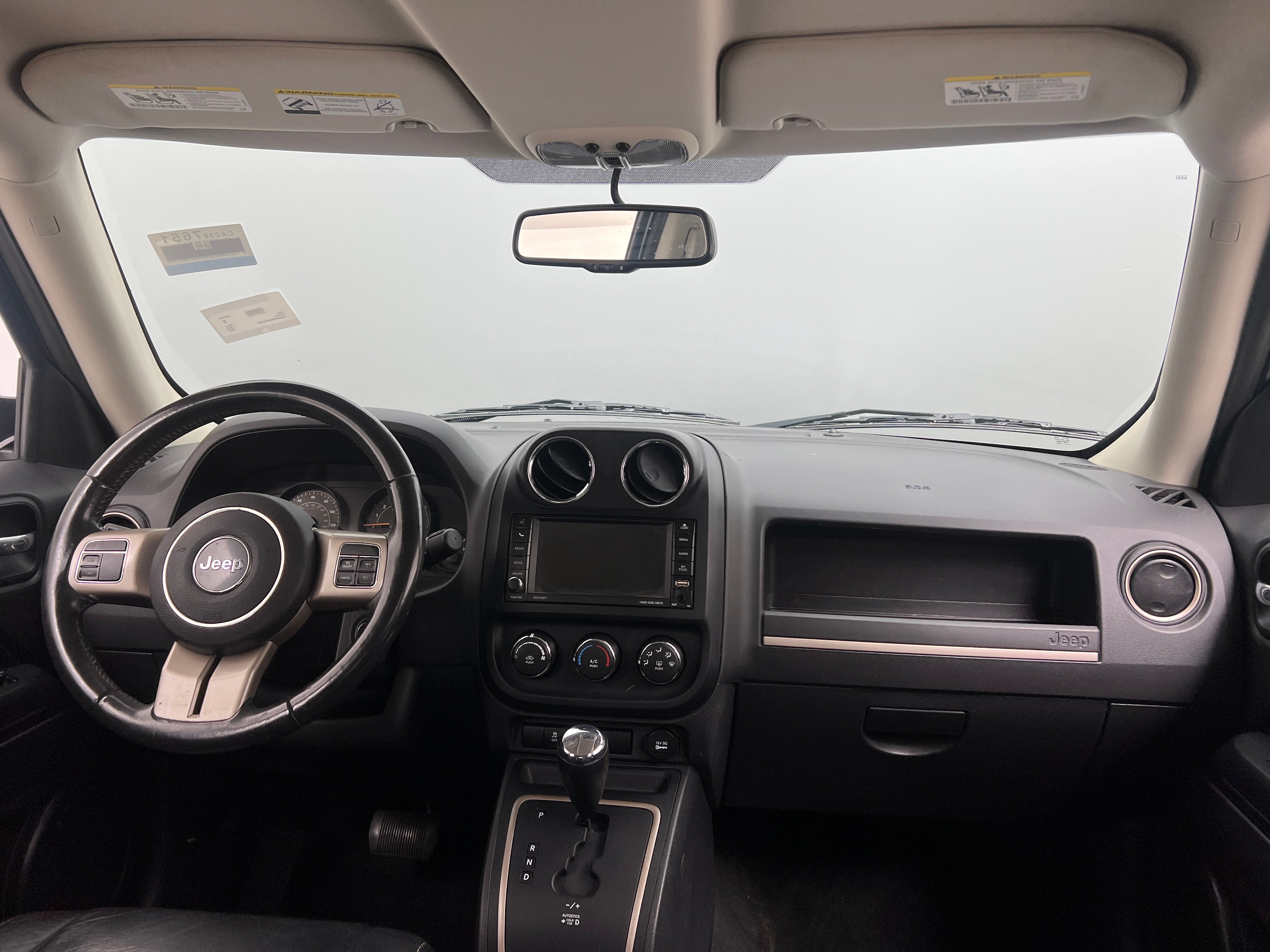 Thumbnail: 2017 Jeep Patriot - 3