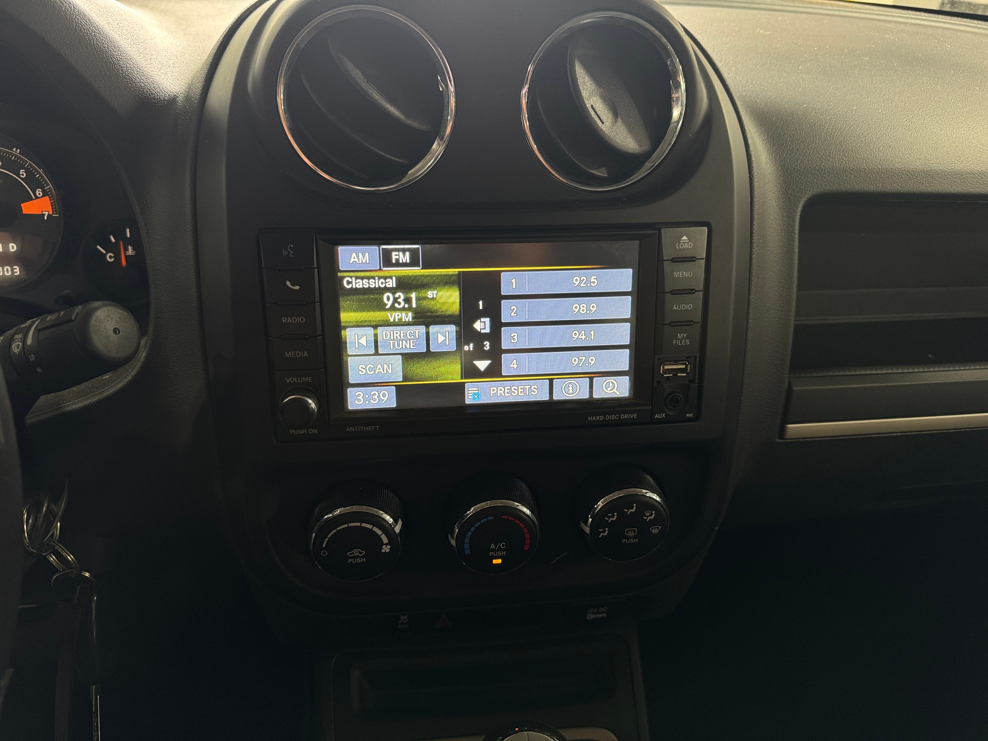 Thumbnail: 2017 Jeep Patriot - 4