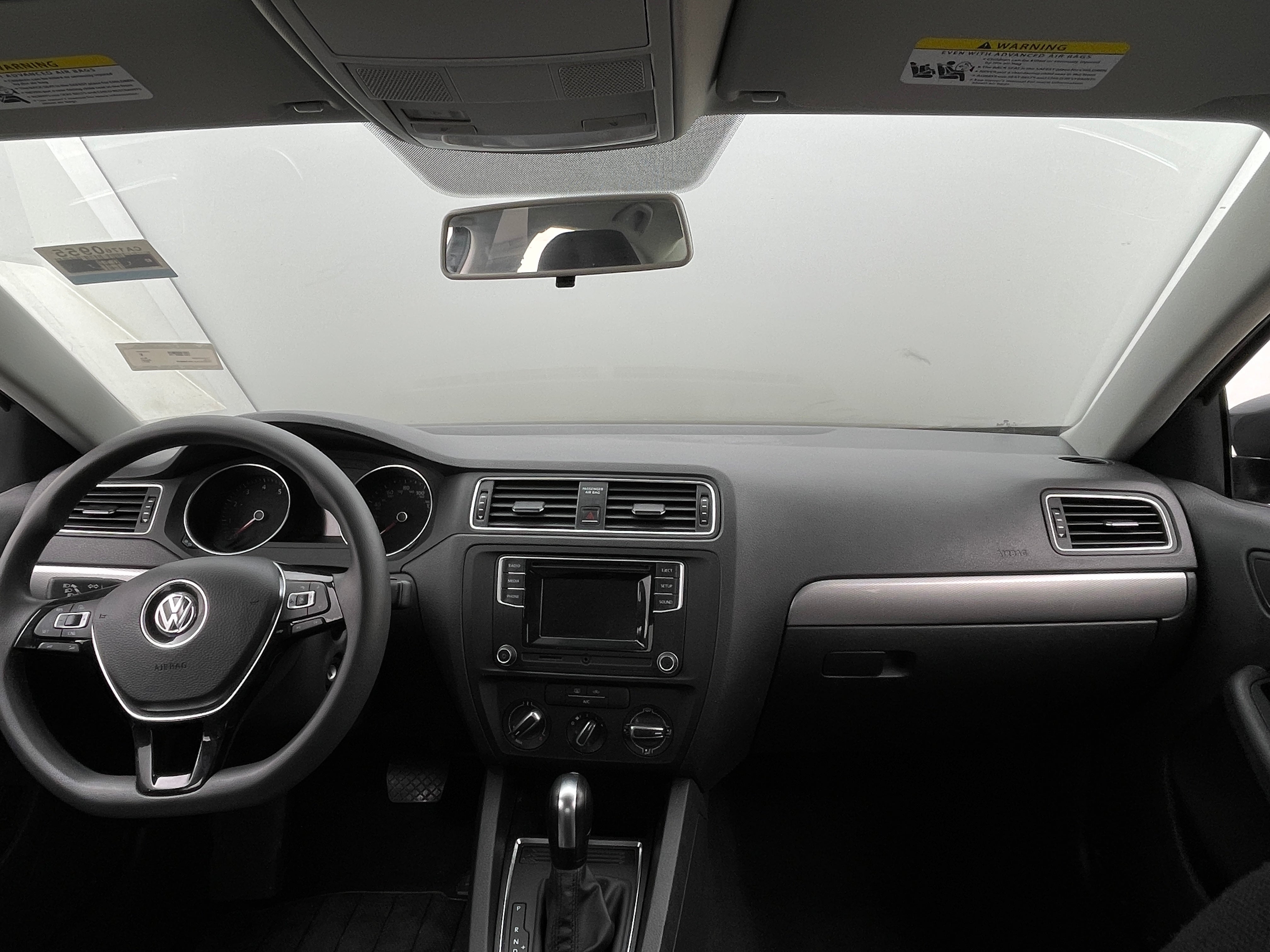 Thumbnail: 2017 Volkswagen Jetta - 3