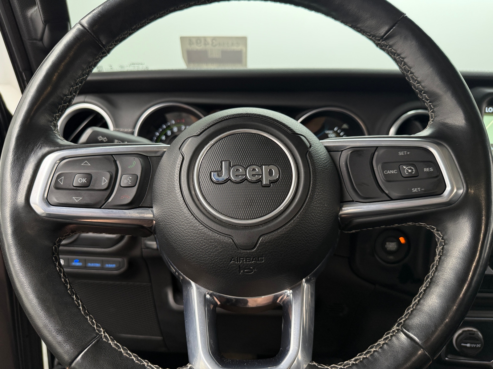 Thumbnail: 2022 Jeep Wrangler - 4