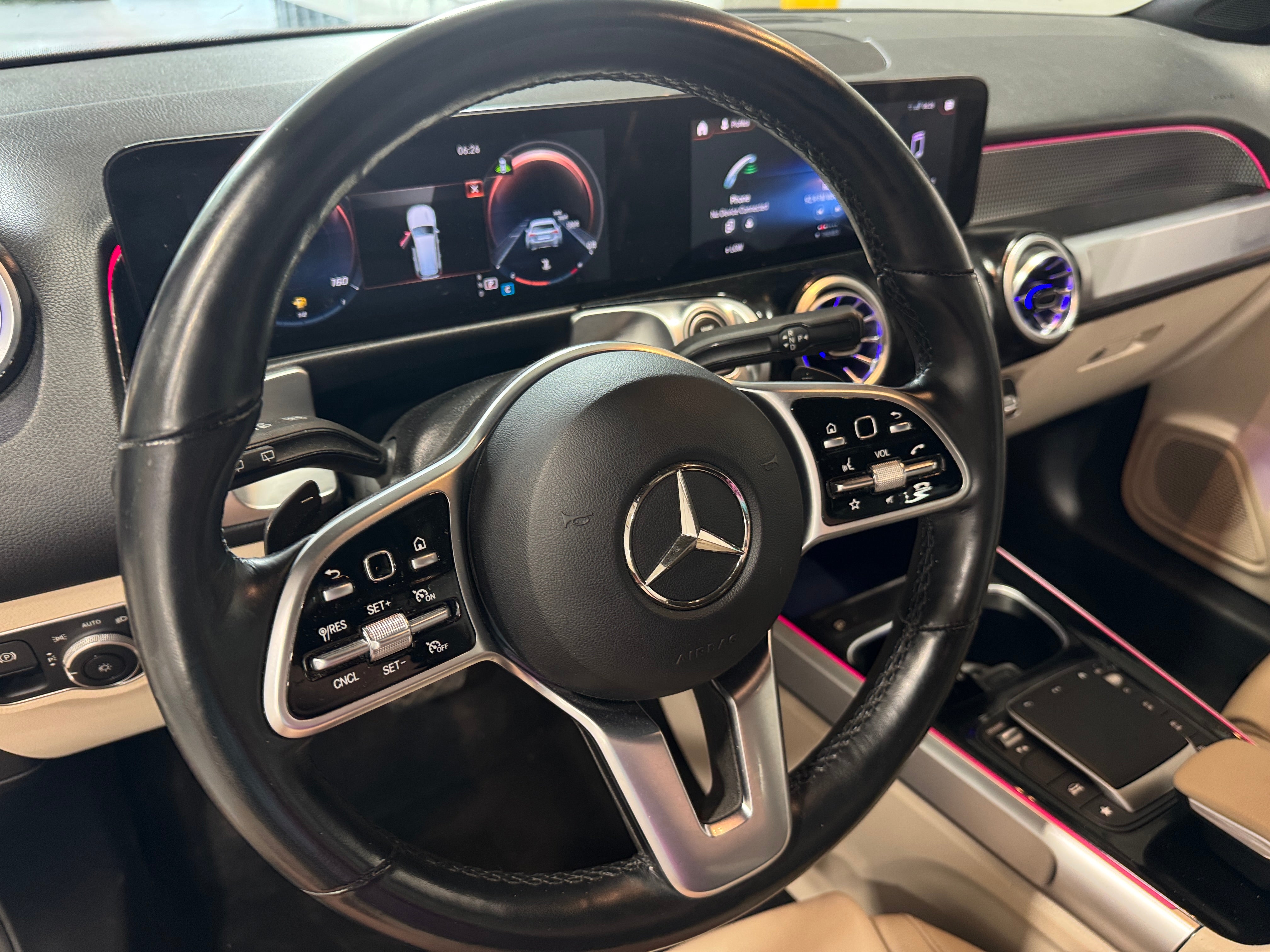 Thumbnail: 2022 Mercedes-Benz GLB - 2