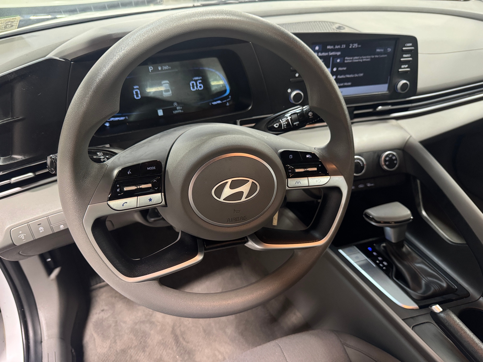 Thumbnail: 2024 Hyundai Elantra - 5