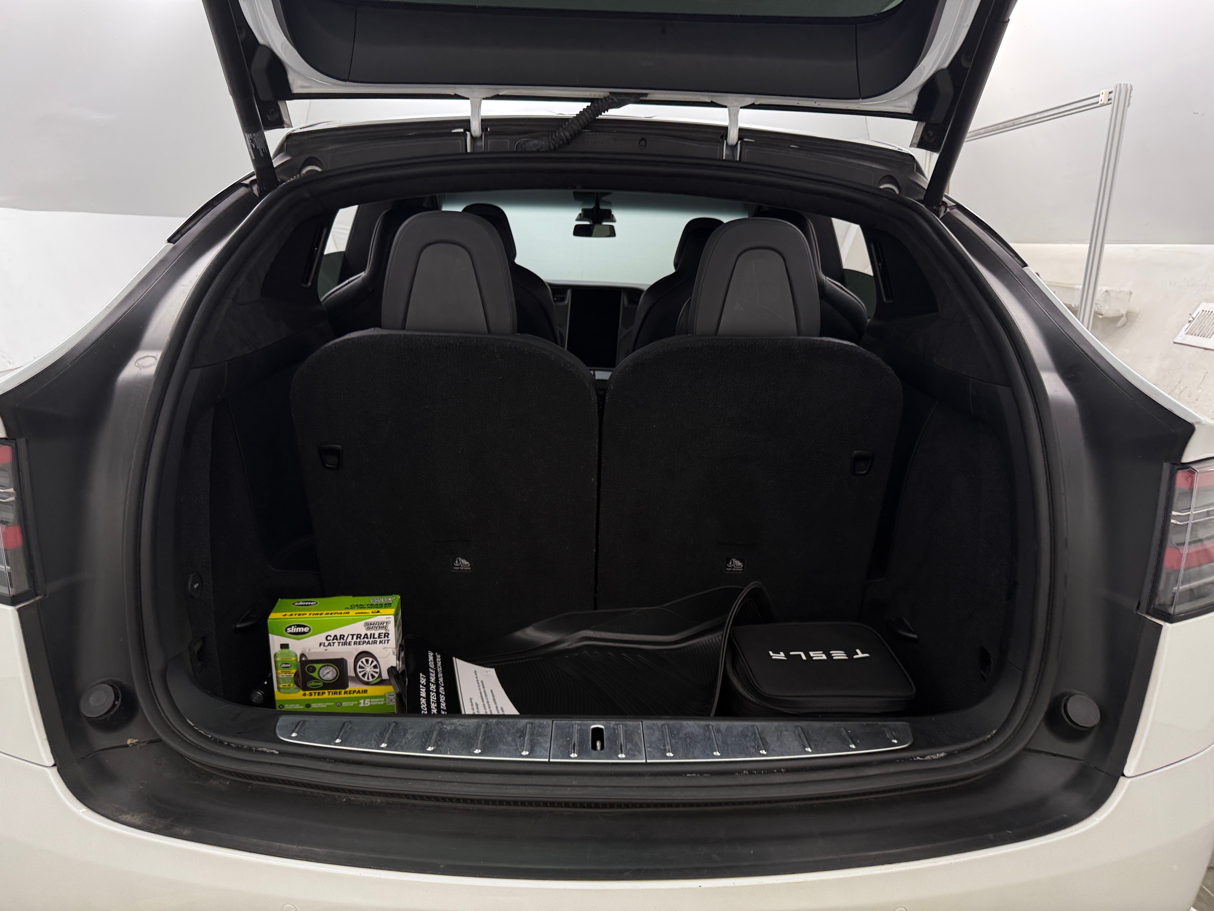 Thumbnail: 2018 Tesla Model X - 6