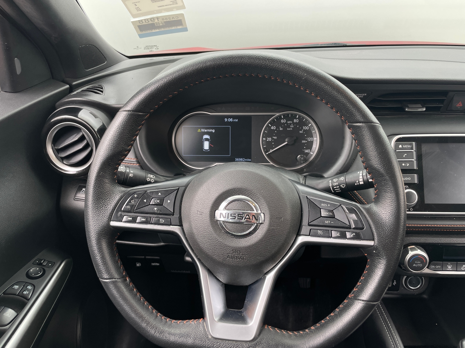 Thumbnail: 2019 Nissan Kicks - 4