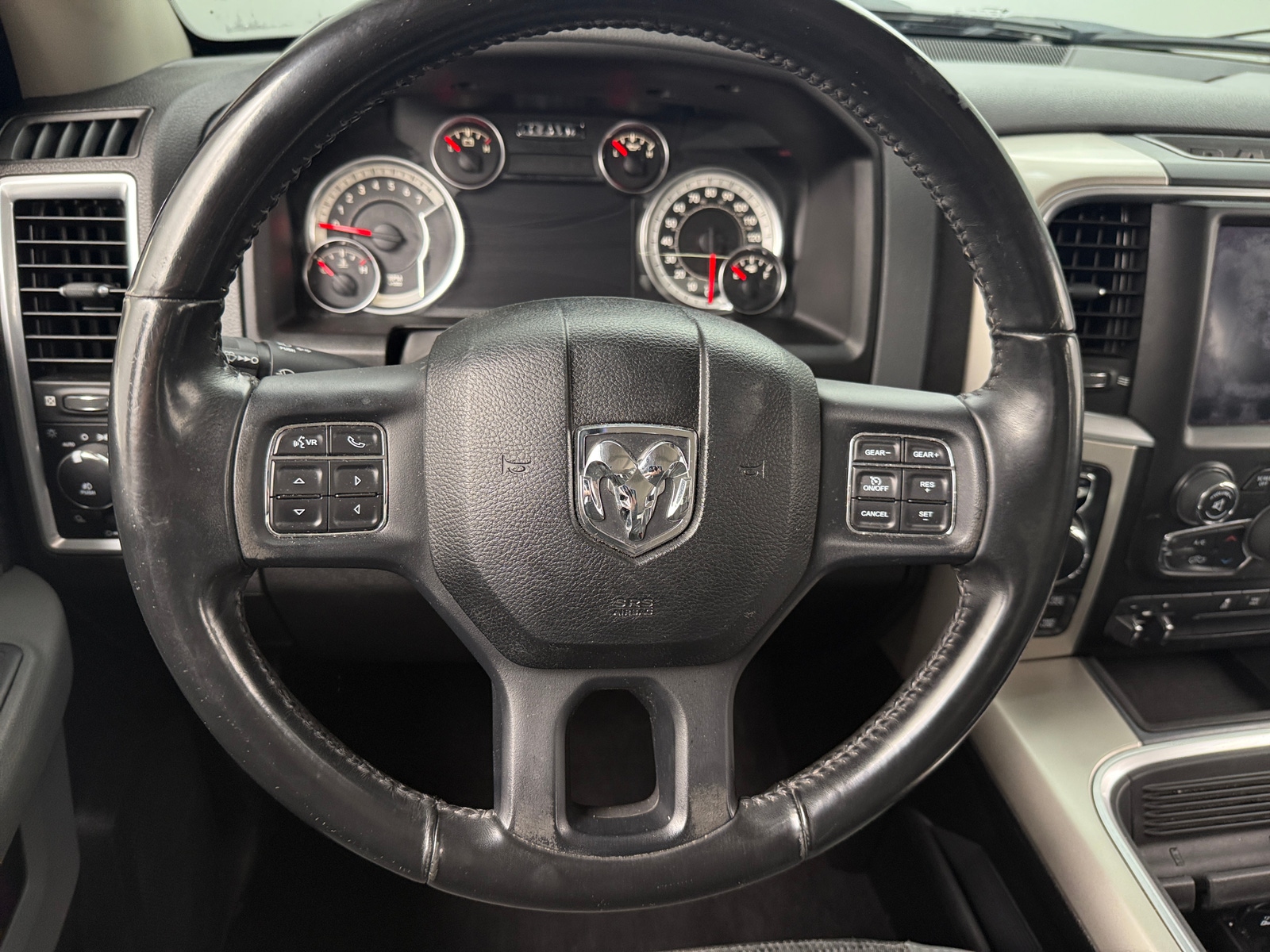 Thumbnail: 2019 RAM 1500 Classic - 5