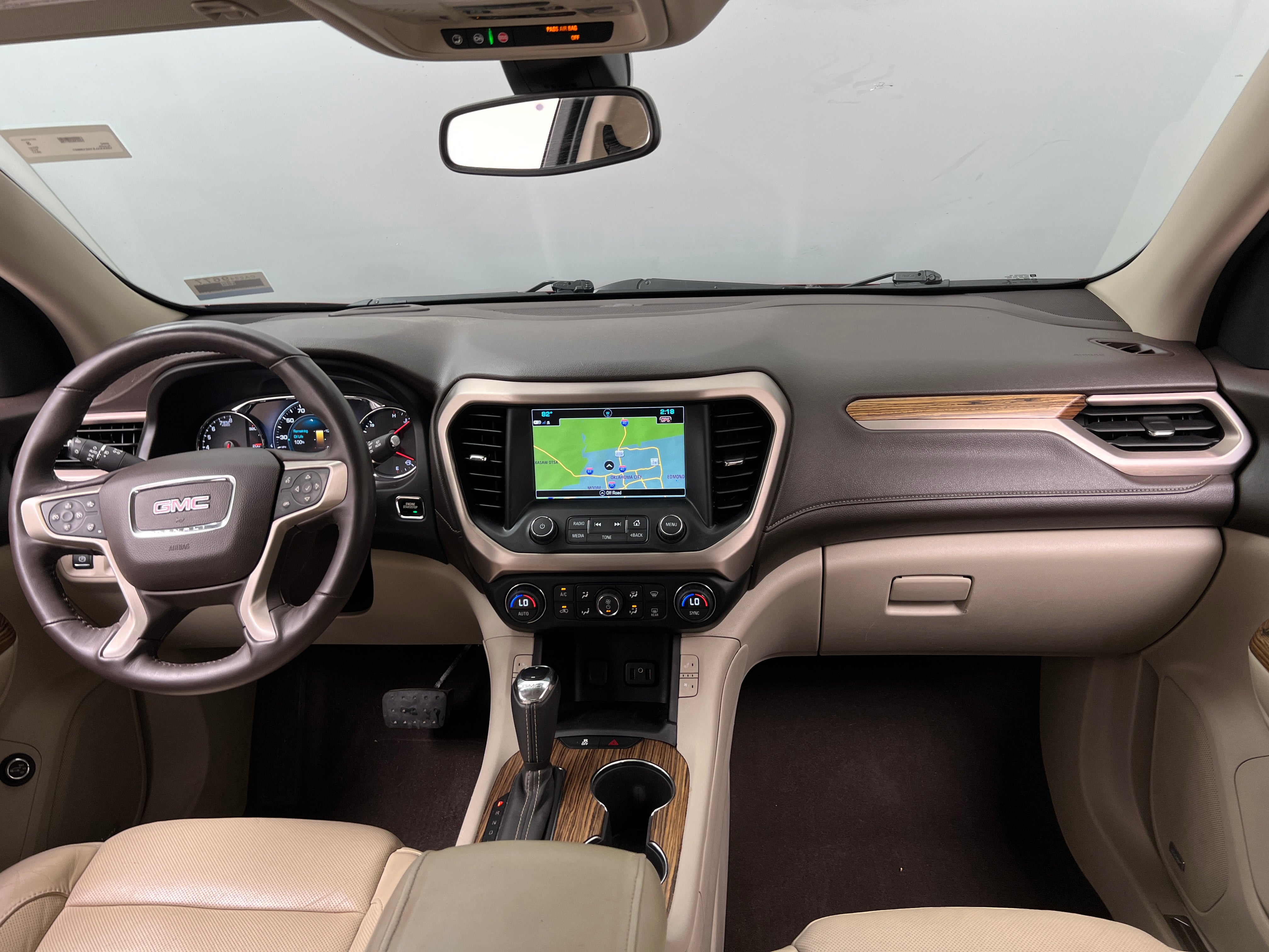 Thumbnail: 2017 GMC Acadia - 2