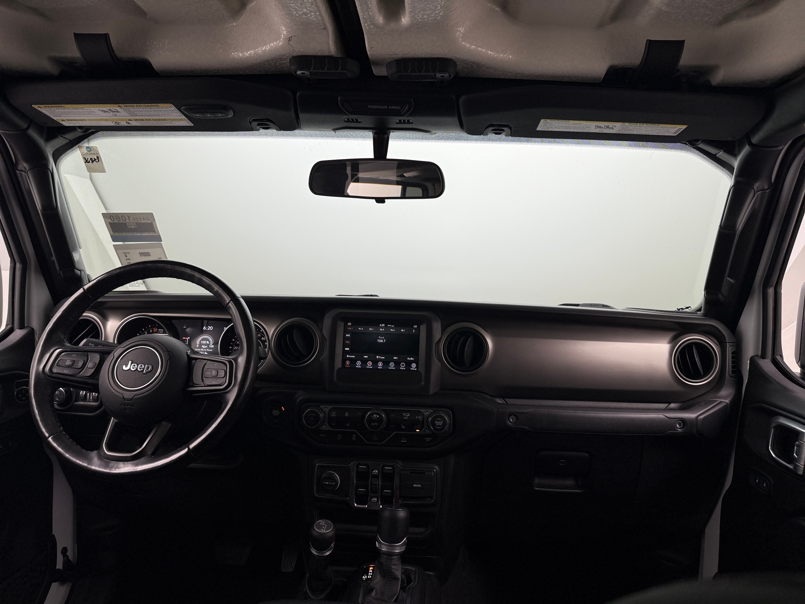 Thumbnail: 2021 Jeep Gladiator - 3