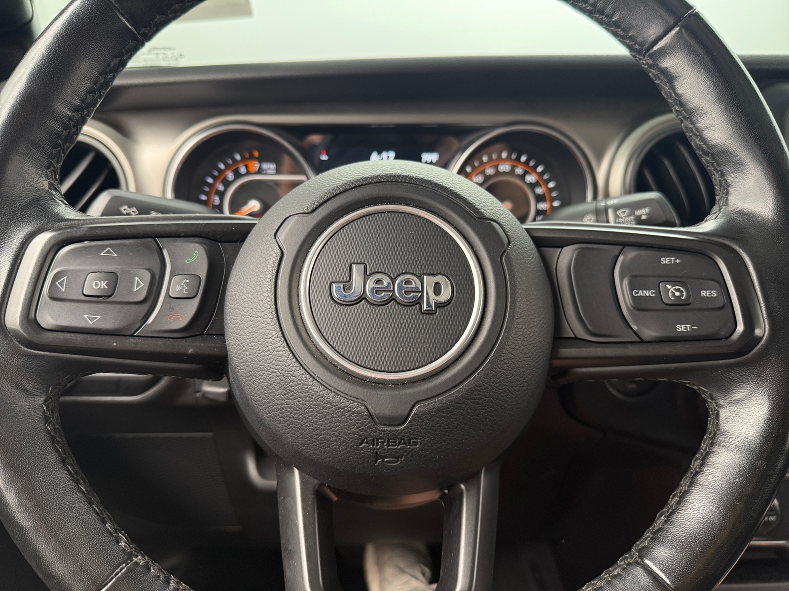 Thumbnail: 2021 Jeep Gladiator - 5