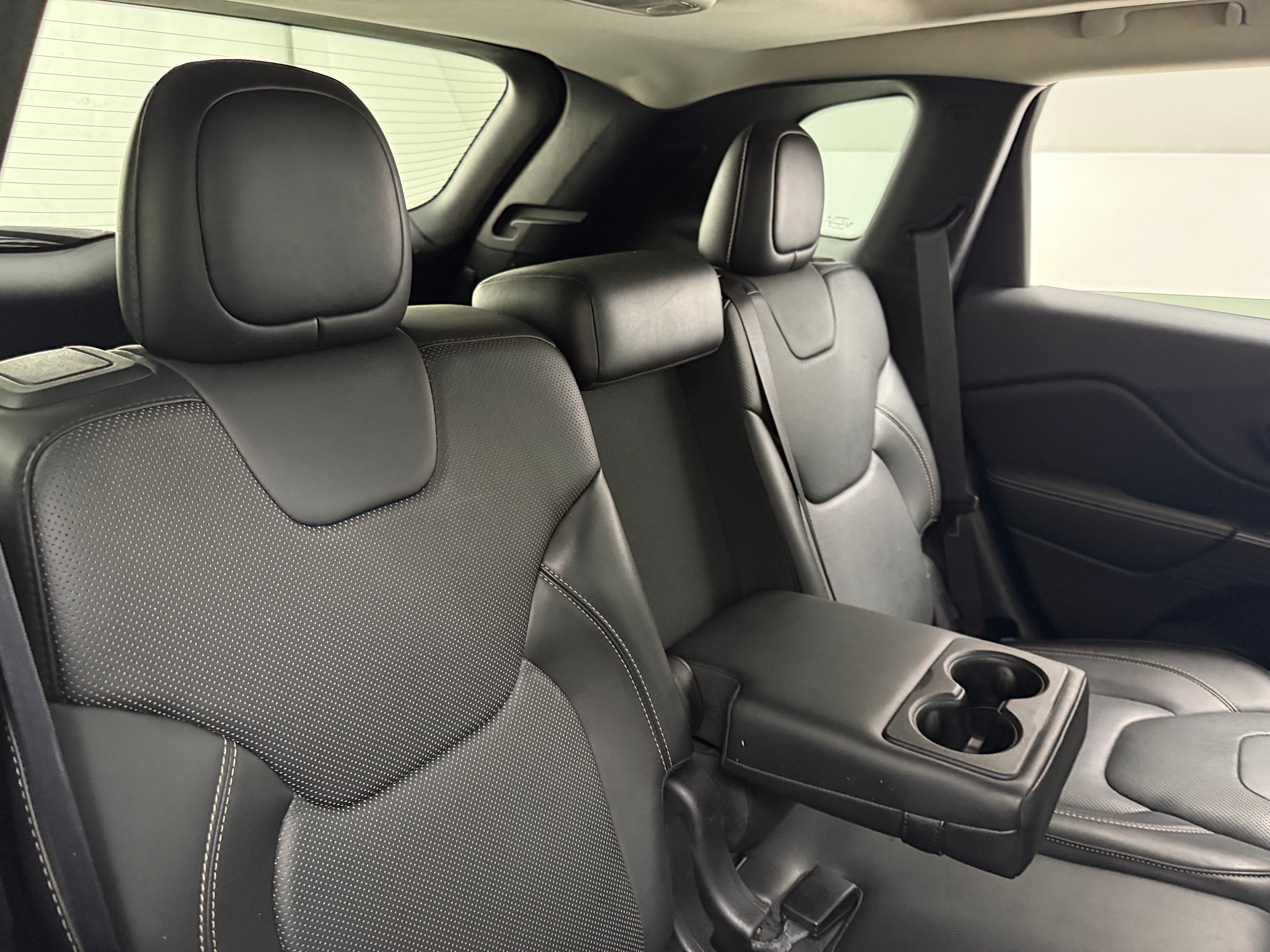 Thumbnail: 2015 Jeep Cherokee - 5