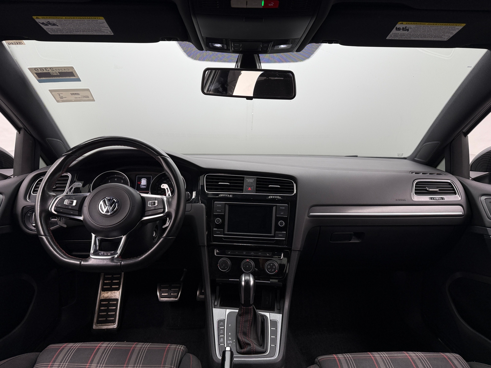 Thumbnail: 2020 Volkswagen Golf - 3