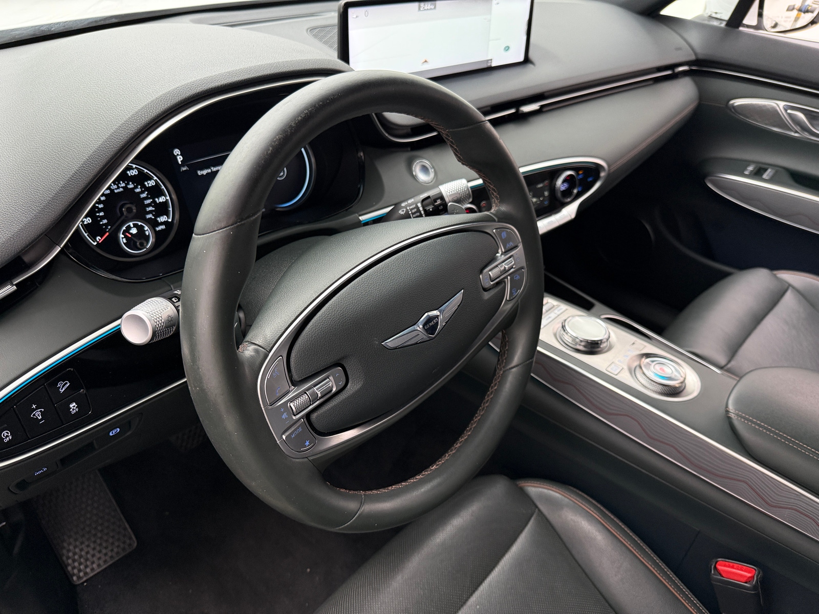 Thumbnail: 2022 Genesis GV70 - 4